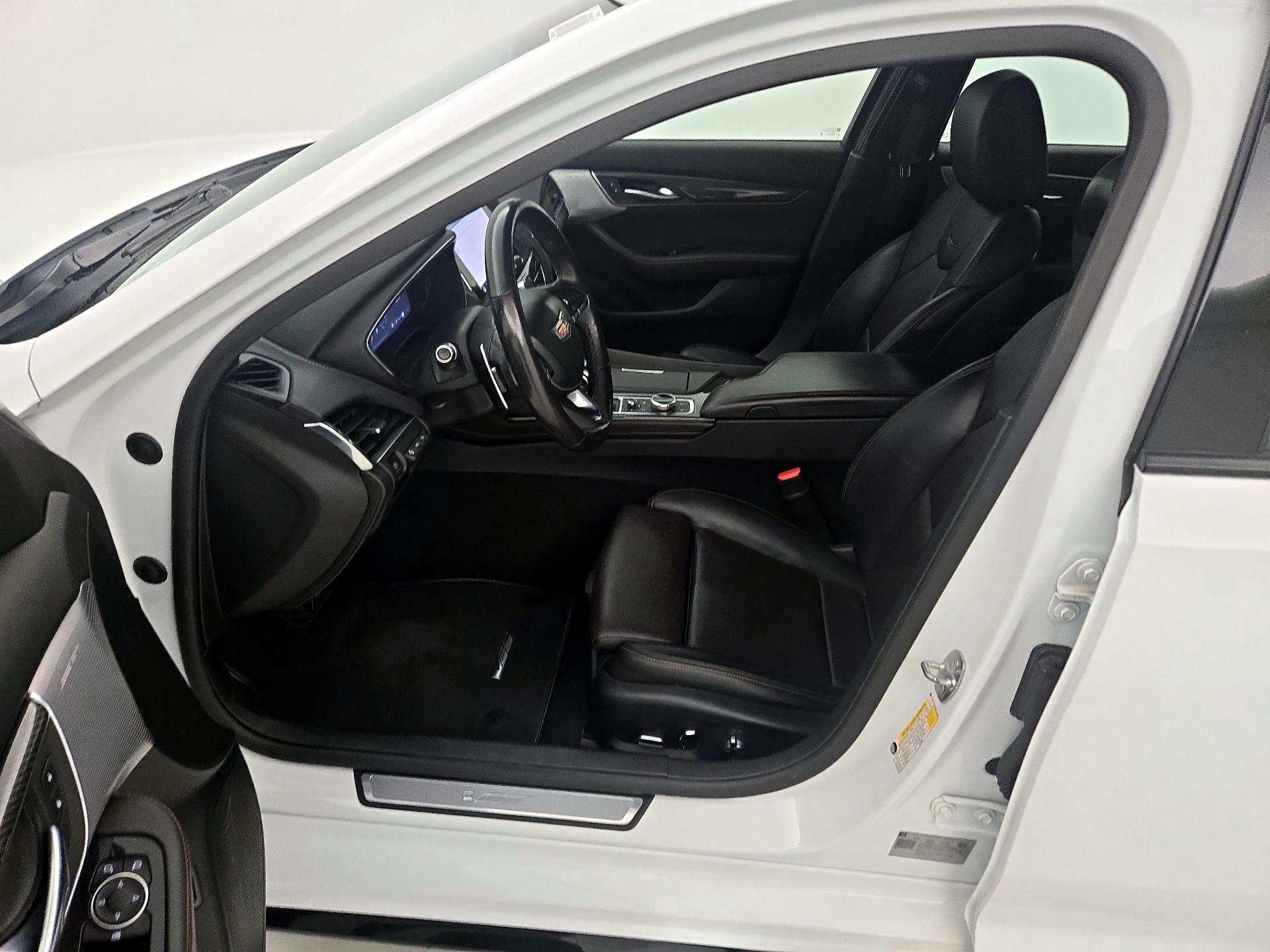 Thumbnail: 2021 Cadillac CT5 - 11