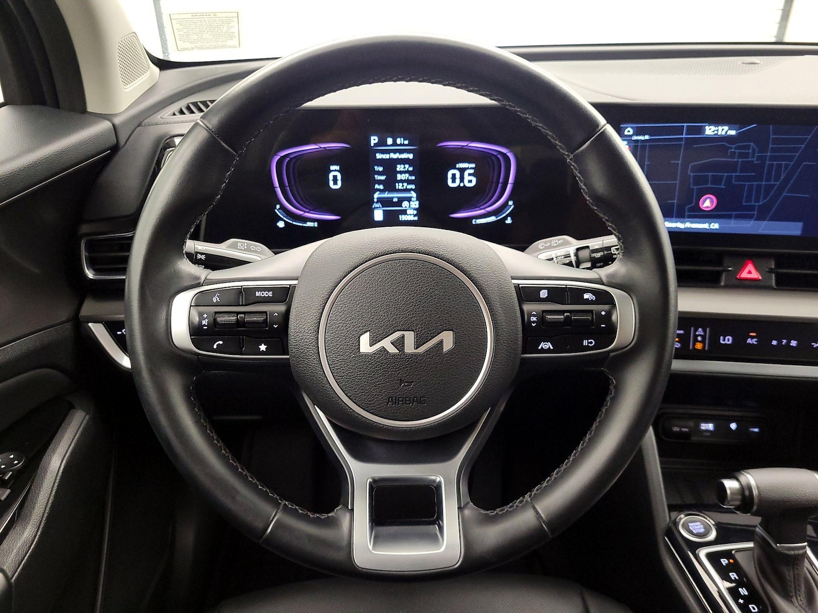 2024 Kia Sportage EX - Photo 11