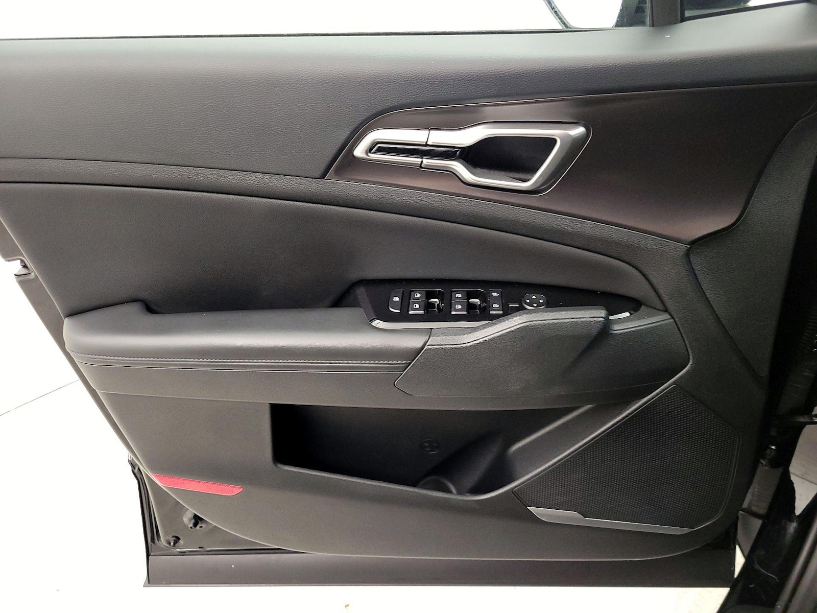 2024 Kia Sportage EX - Photo 13