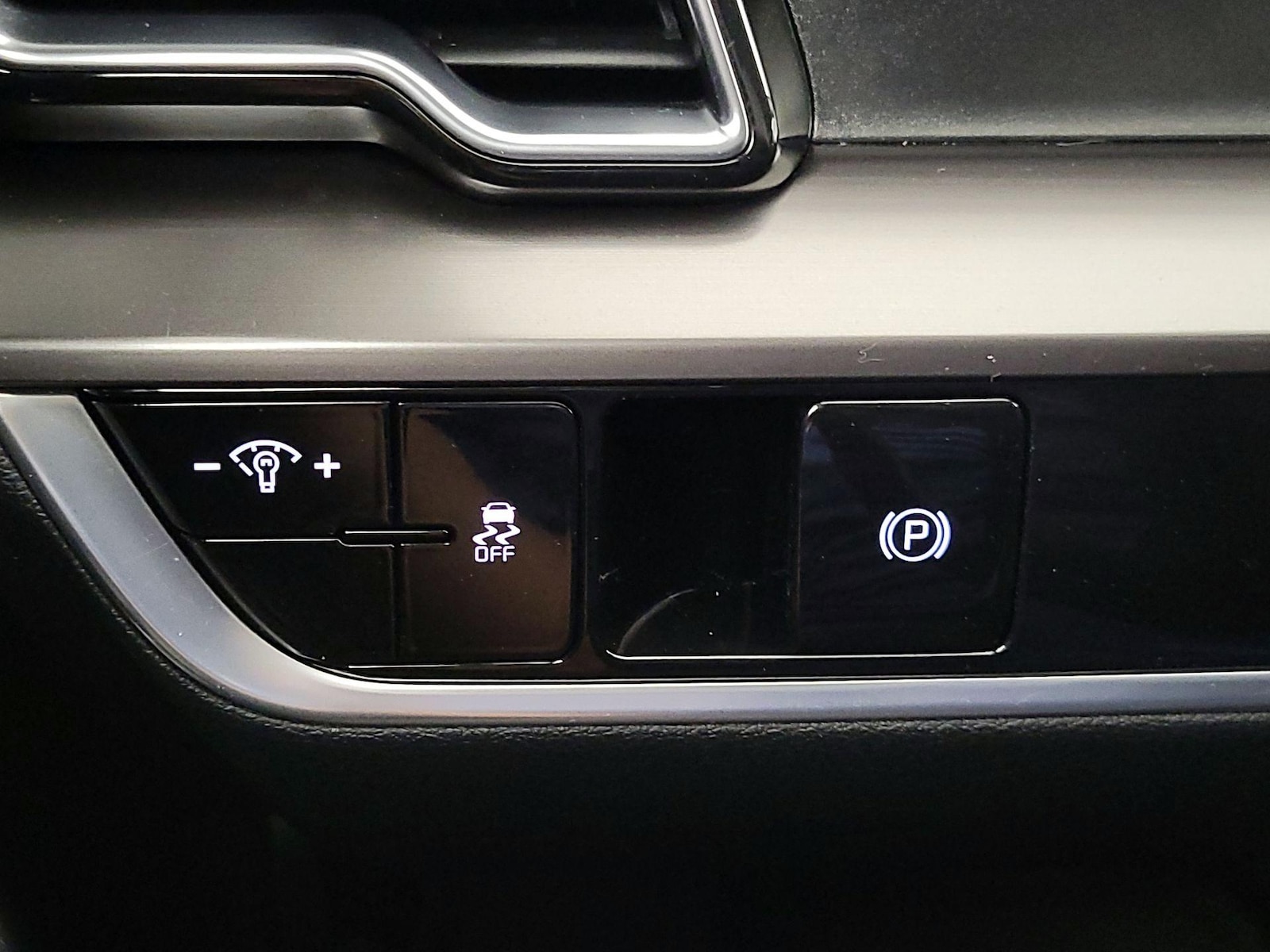 2024 Kia Sportage EX - Photo 14