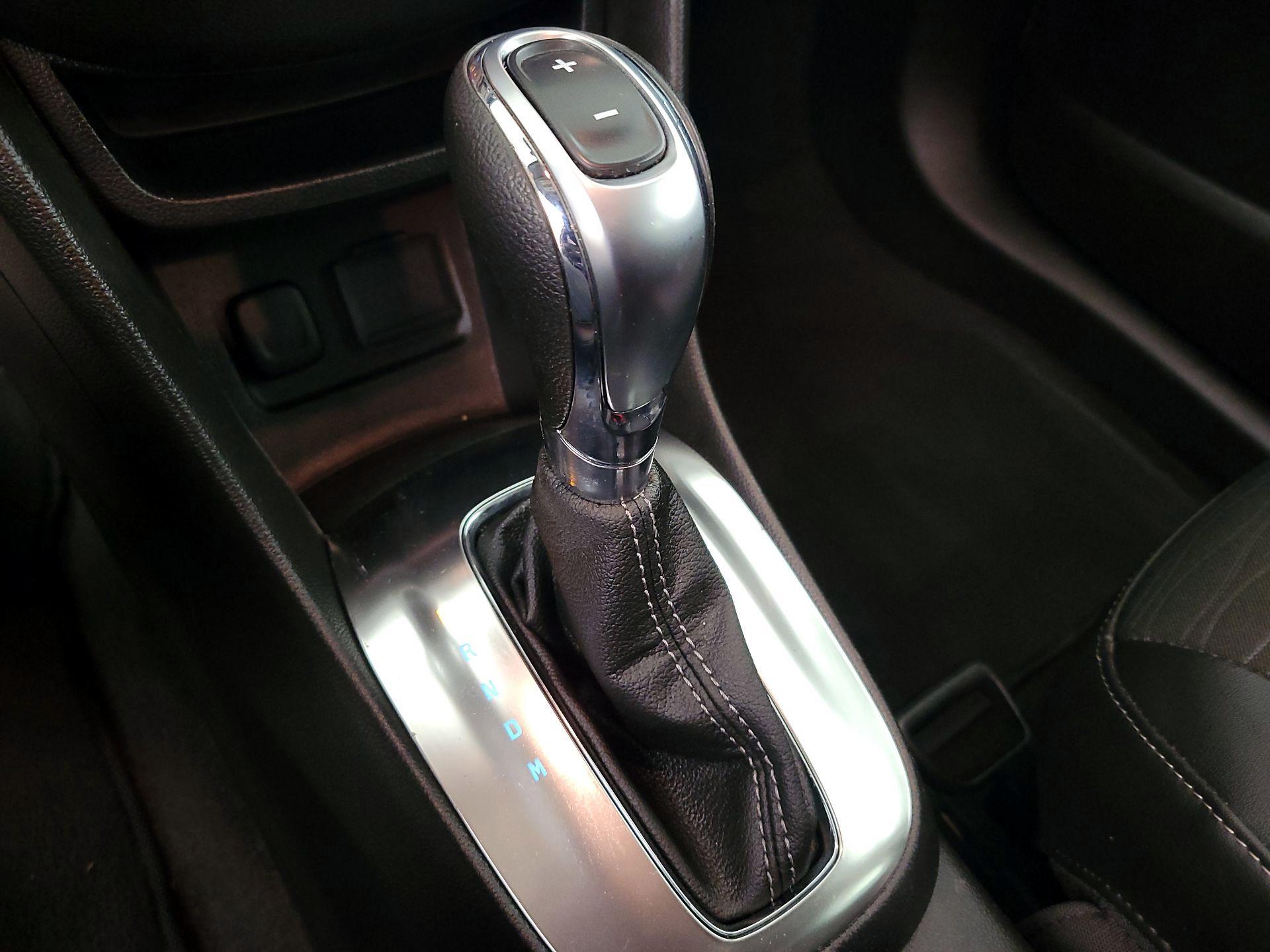 Thumbnail: 2016 Buick Encore - 18