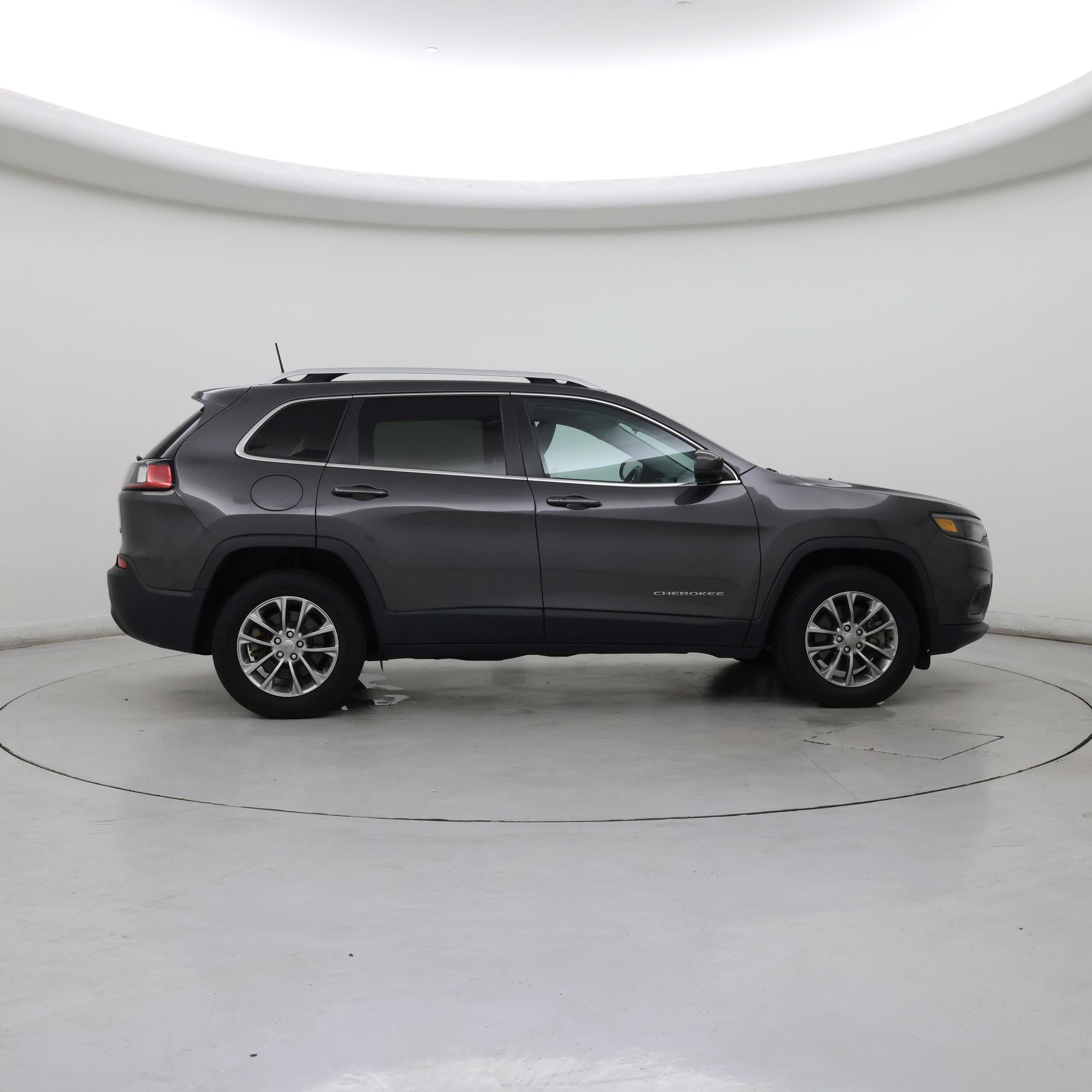 Thumbnail: 2020 Jeep Cherokee - 7