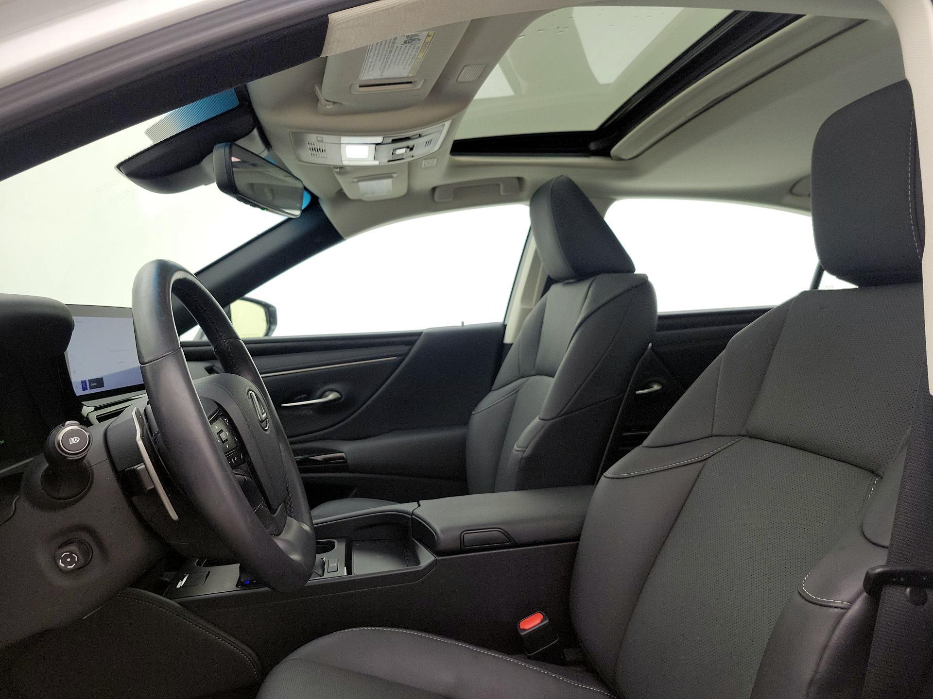 Thumbnail: 2023 Lexus ES - 19
