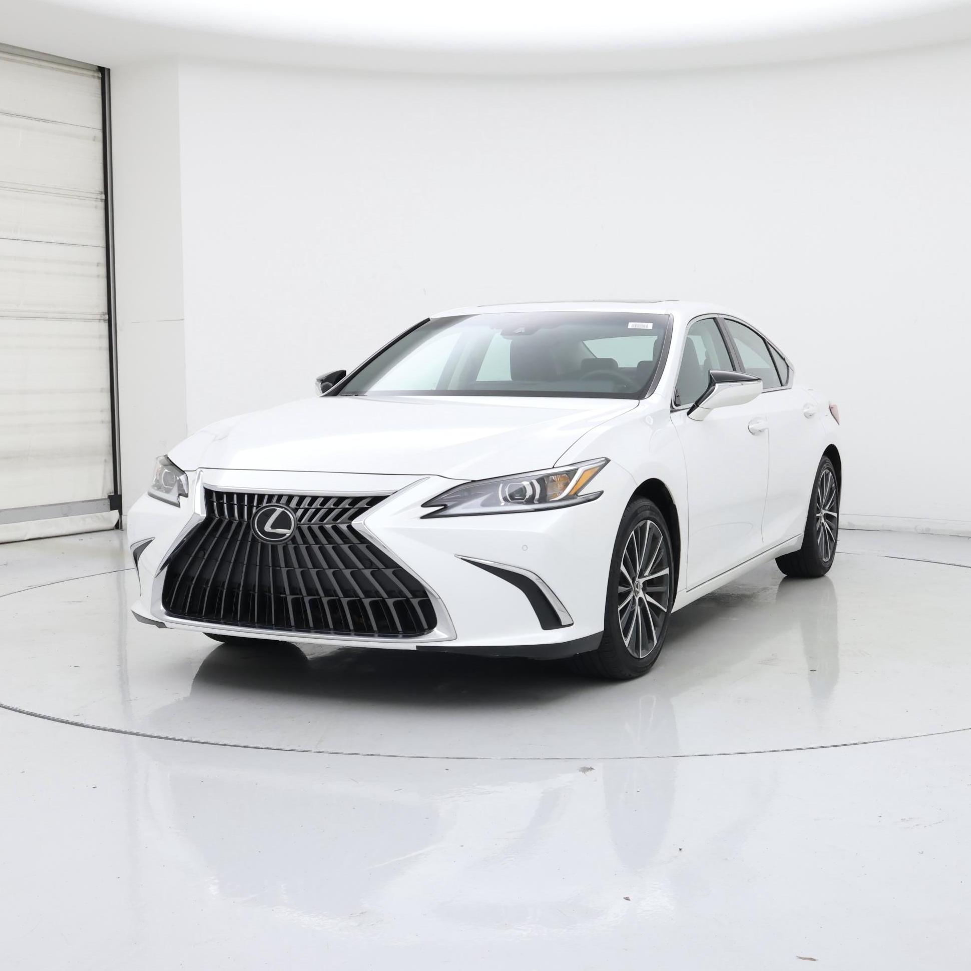 Thumbnail: 2023 Lexus ES - 4