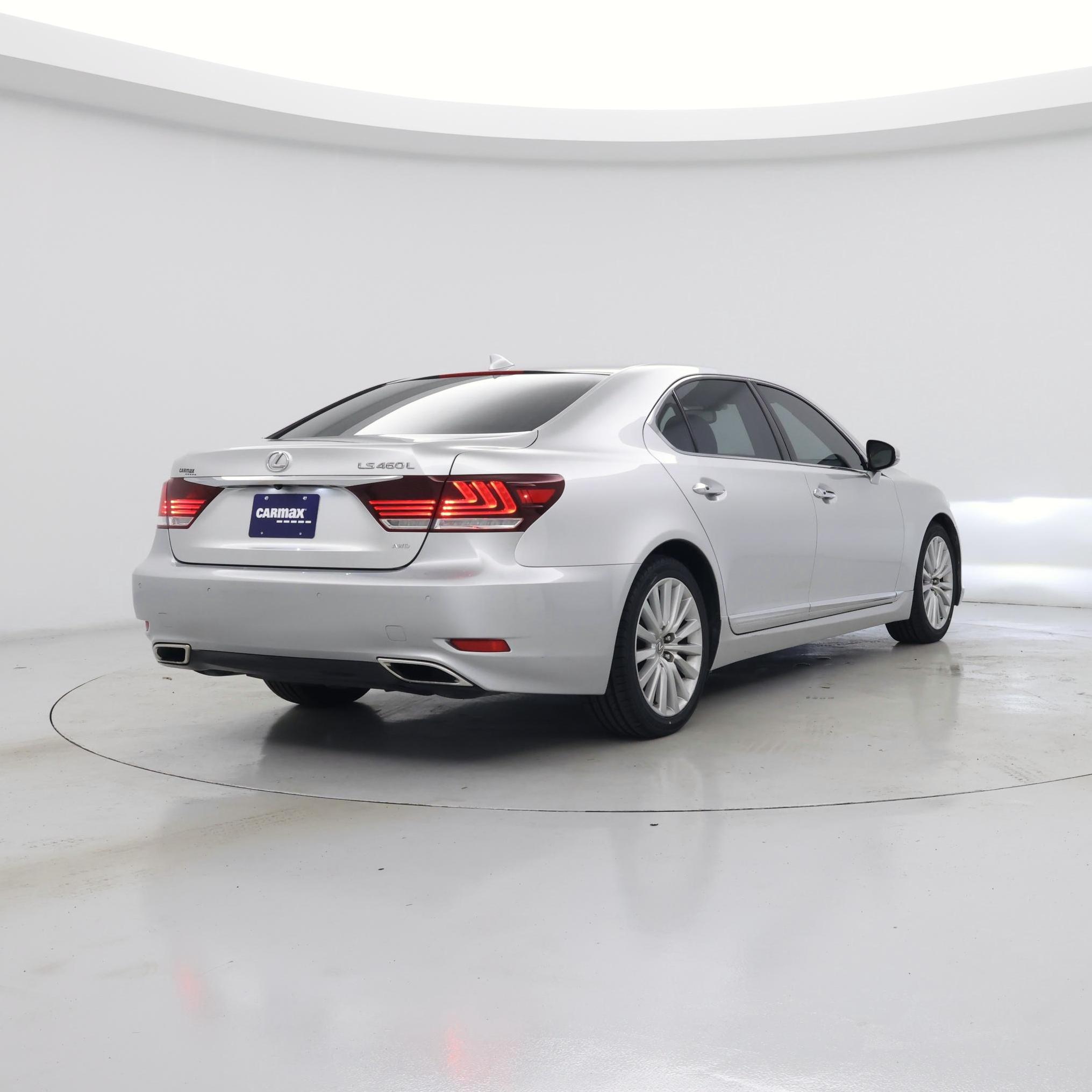 Thumbnail: 2016 Lexus LS - 8