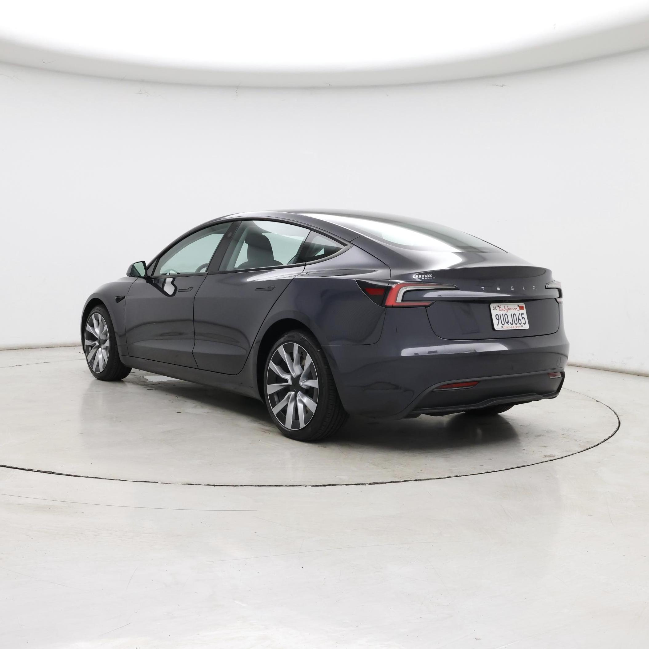 Thumbnail: 2025 Tesla Model 3 - 2