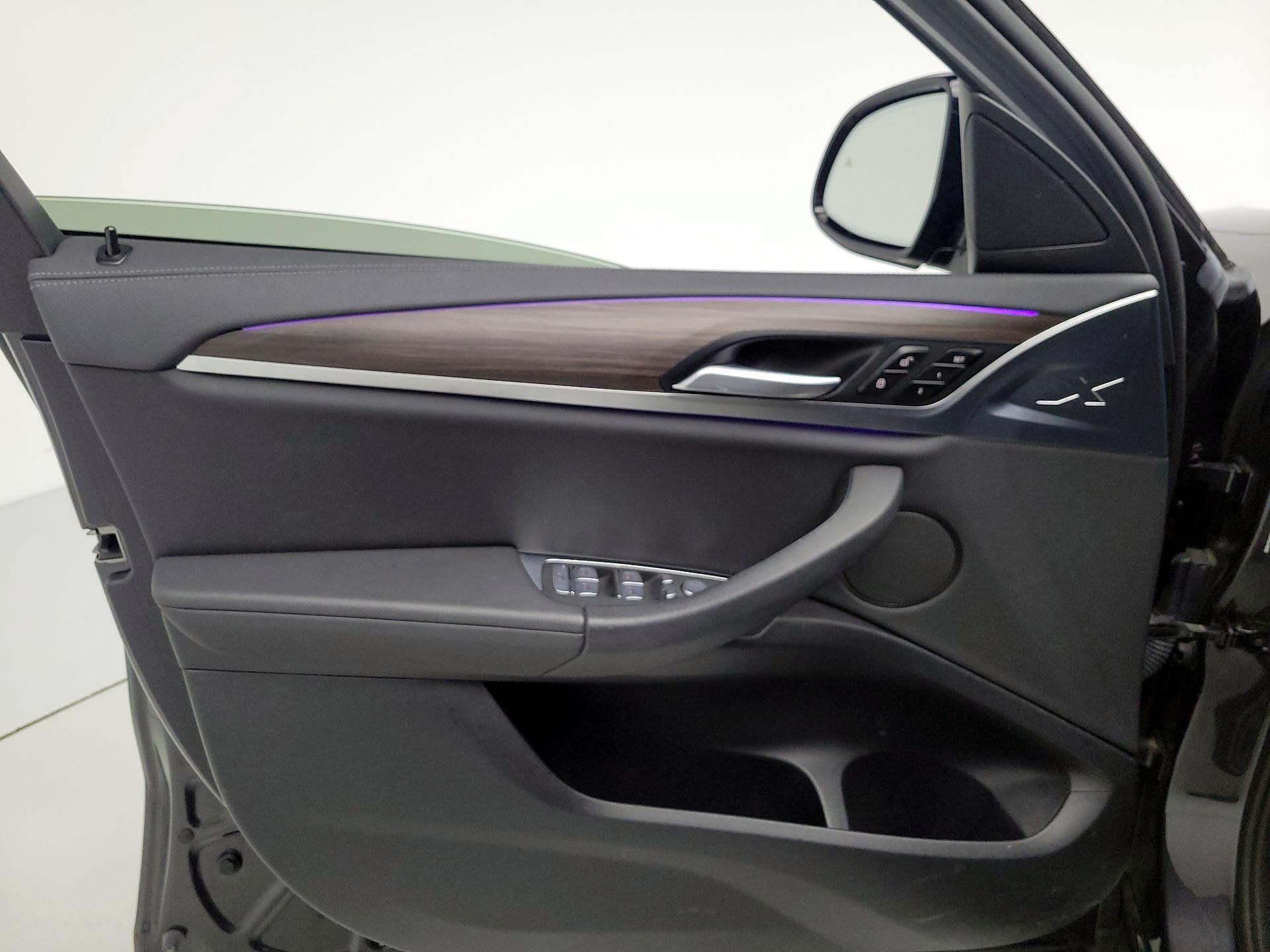 Thumbnail: 2021 BMW X4 - 12