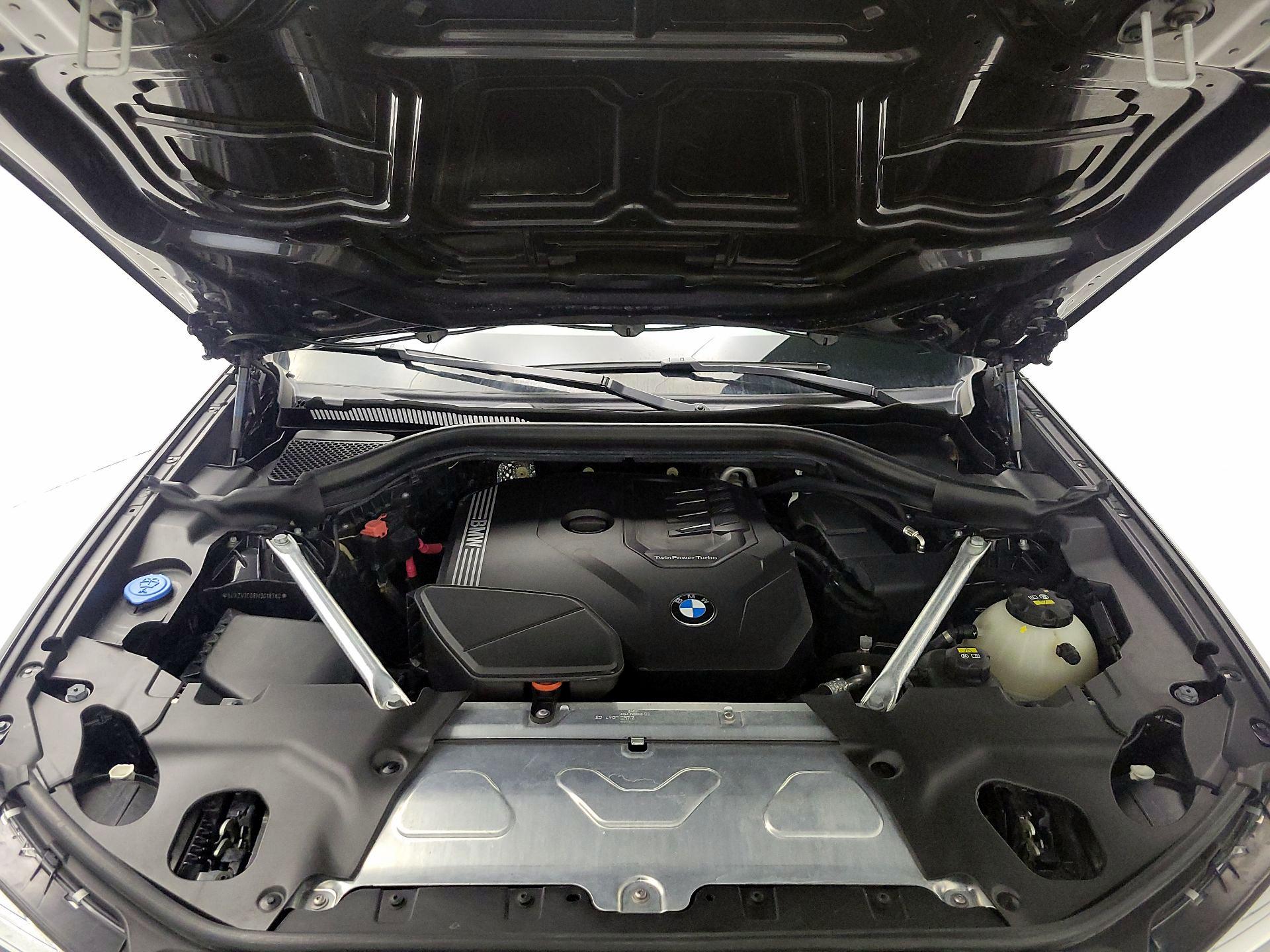 Thumbnail: 2021 BMW X4 - 19