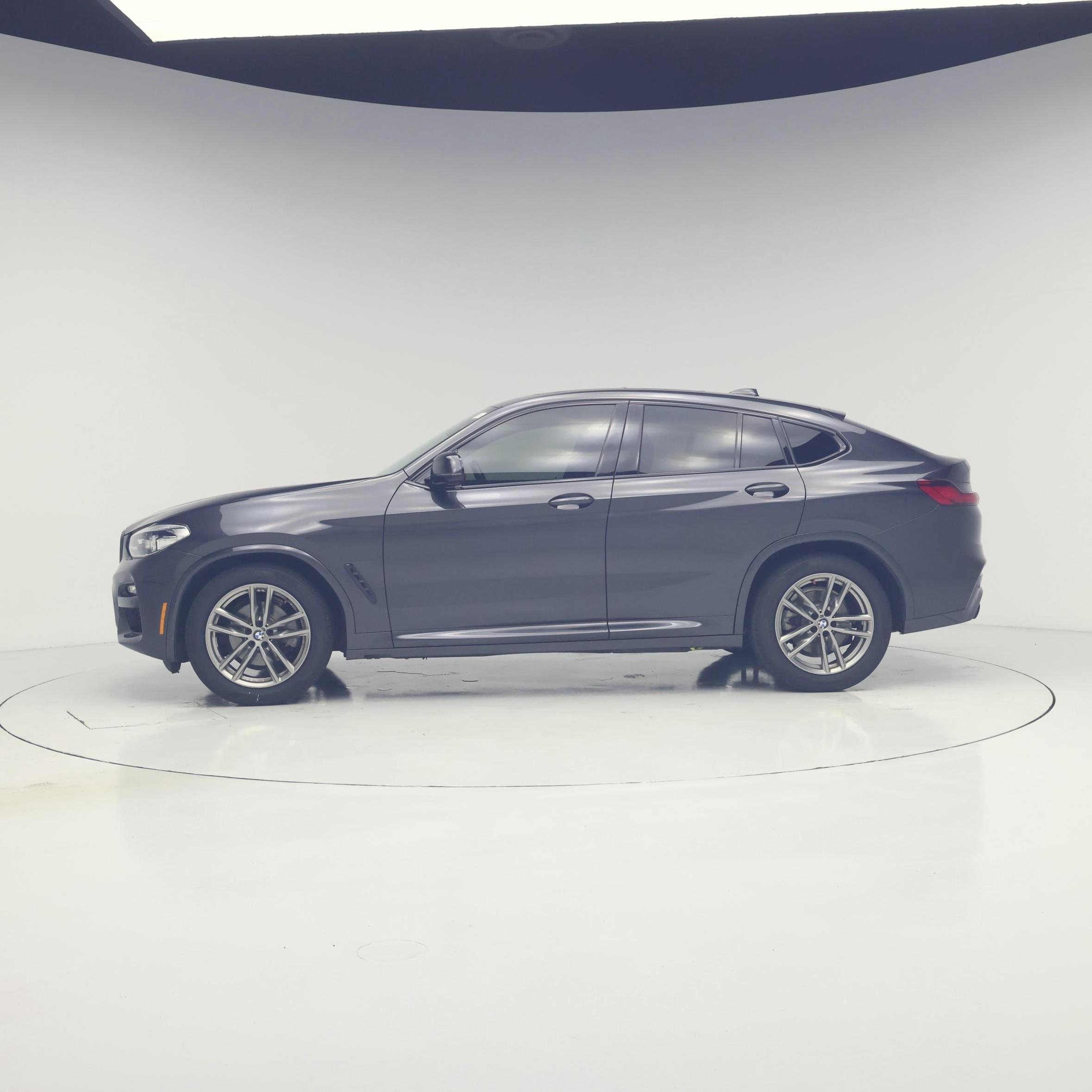 Thumbnail: 2021 BMW X4 - 3