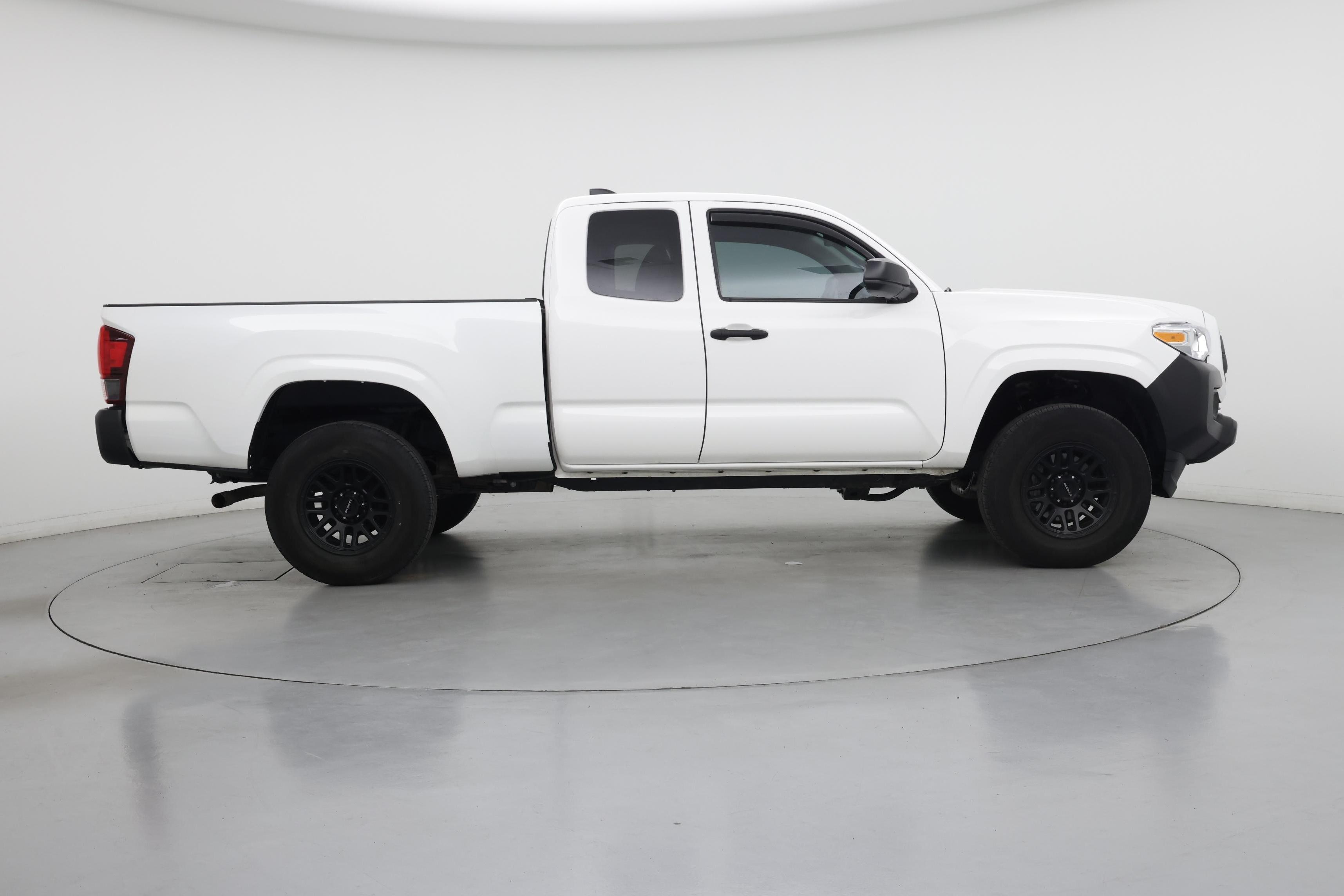 Thumbnail: 2023 Toyota Tacoma - 7