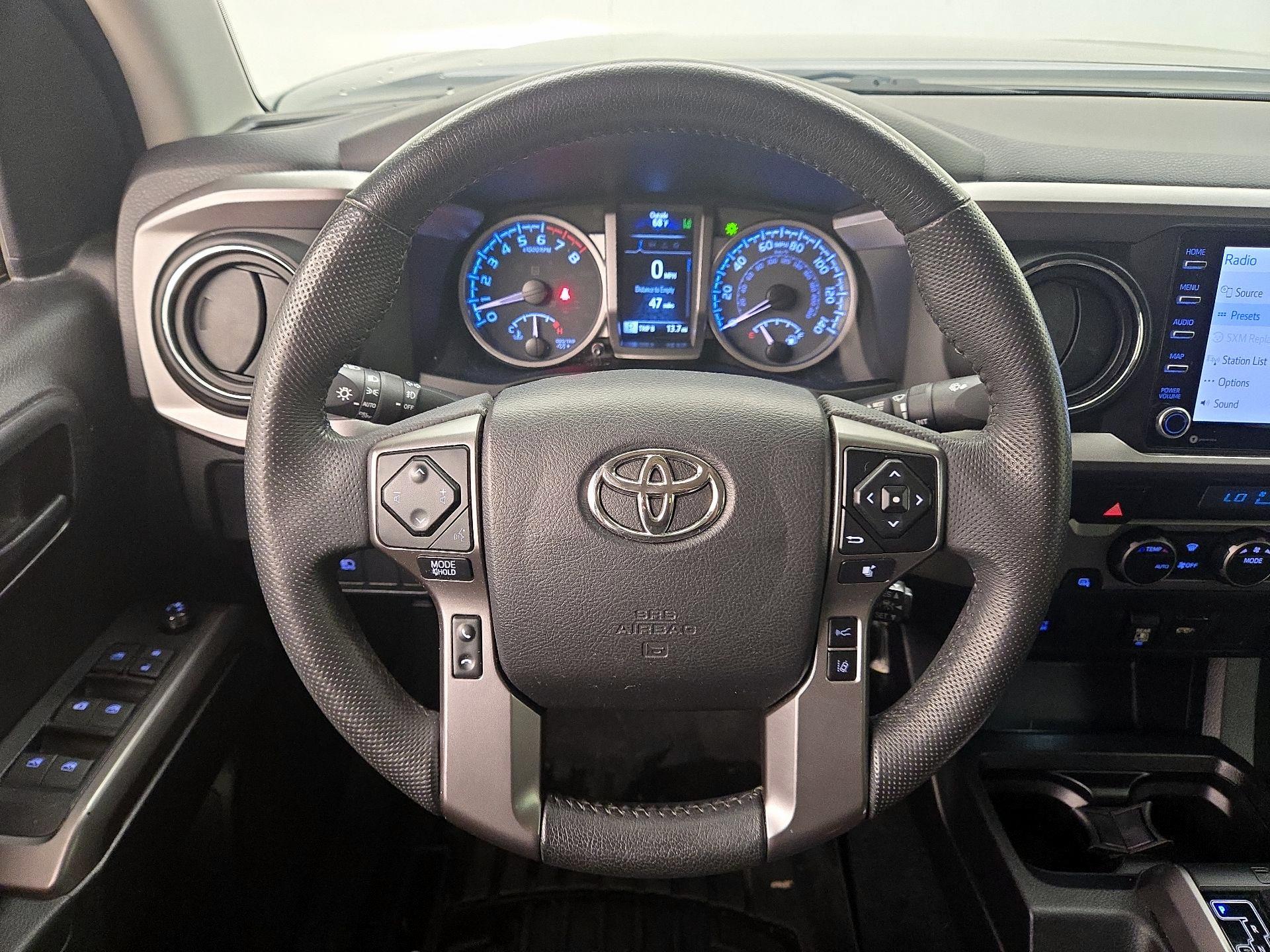 Thumbnail: 2021 Toyota Tacoma - 10
