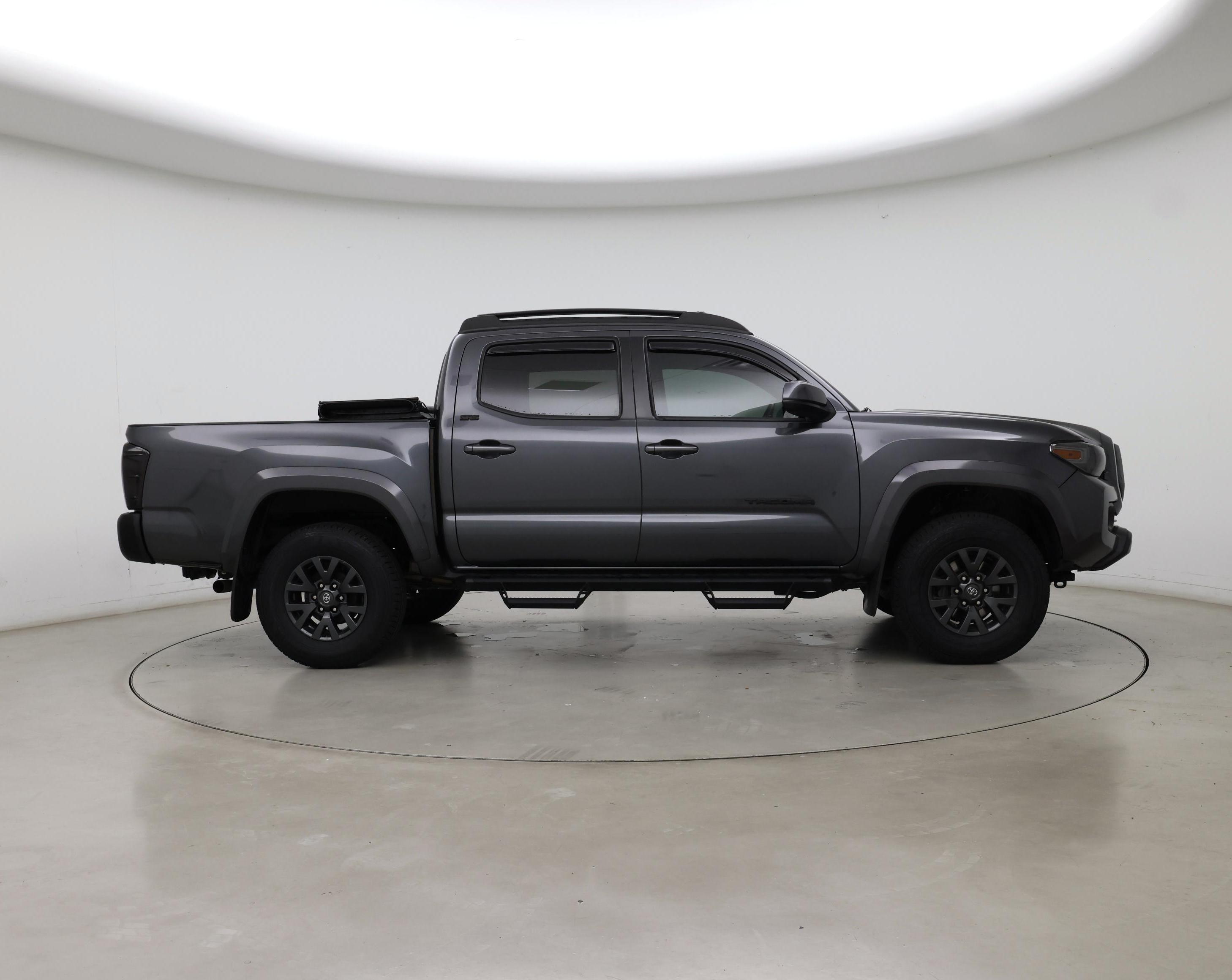 Thumbnail: 2021 Toyota Tacoma - 7