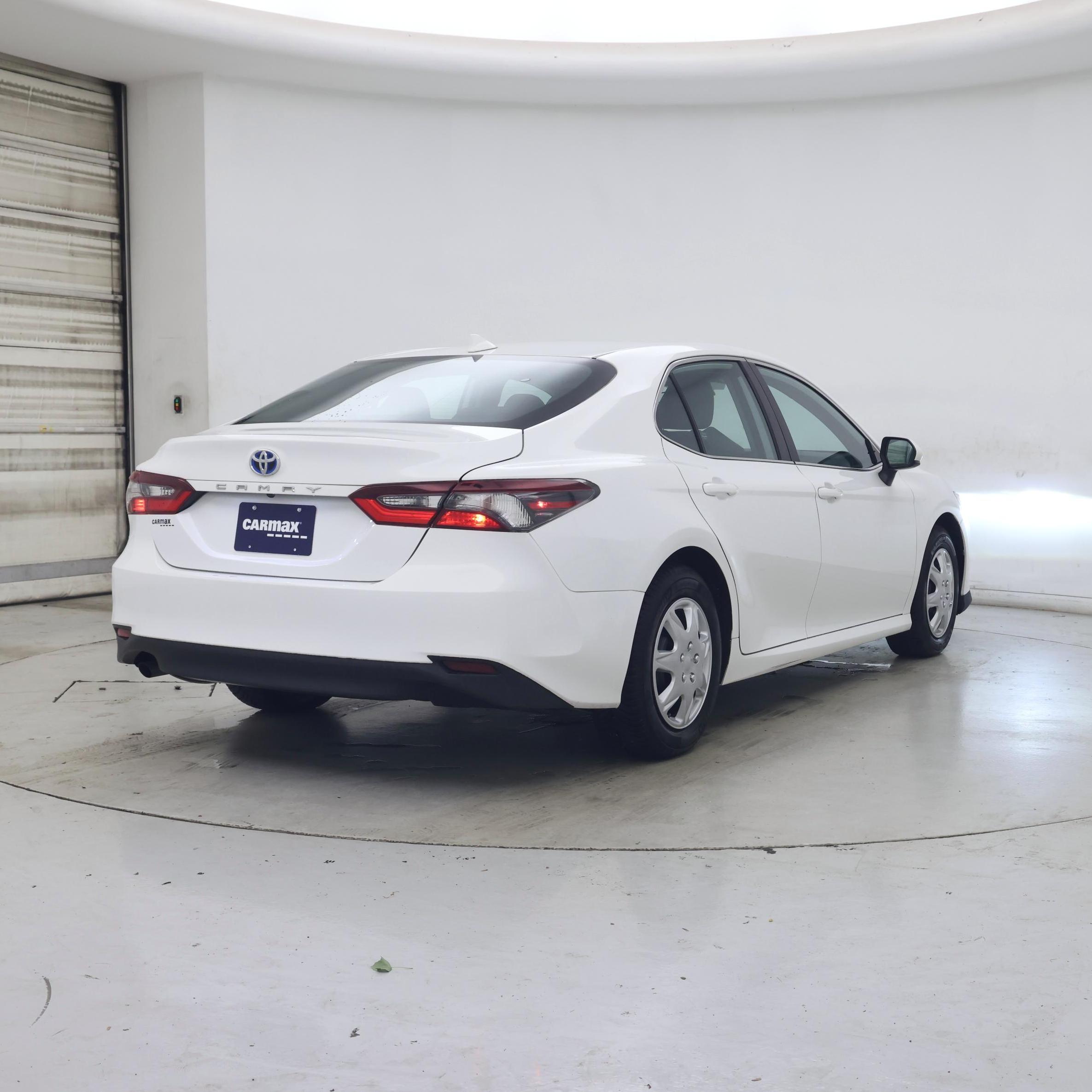 Thumbnail: 2022 Toyota Camry - 8