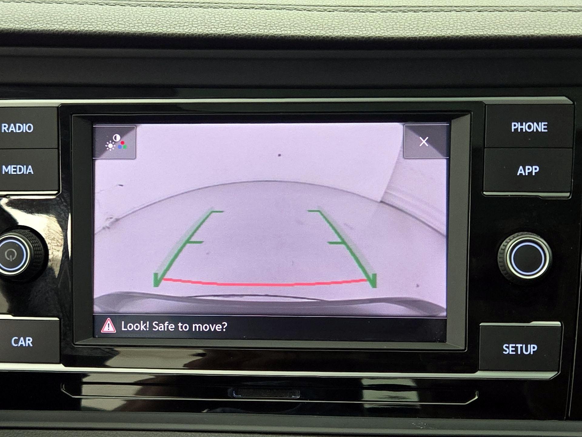 Thumbnail: 2019 Volkswagen Jetta - 14