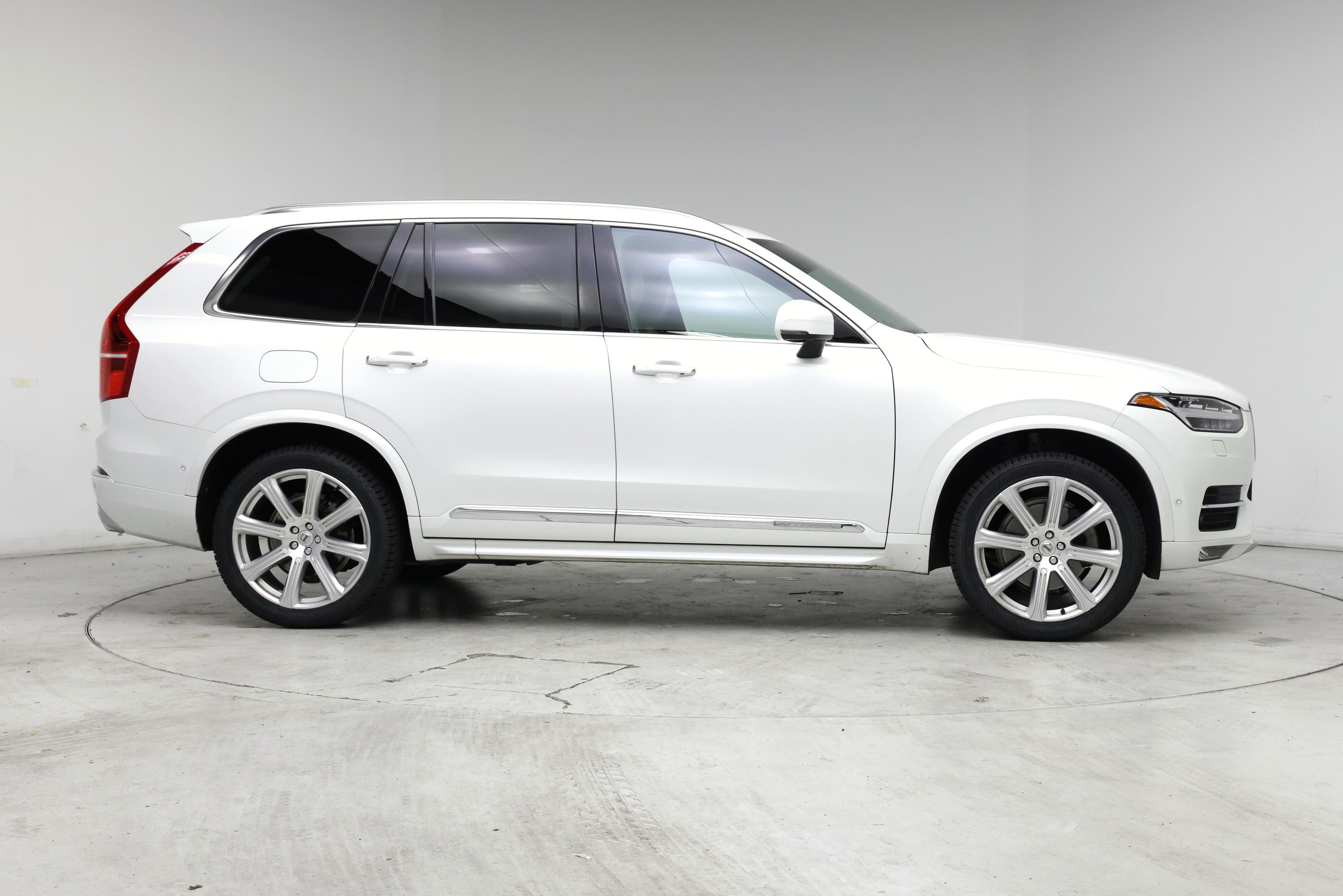 Thumbnail: 2017 Volvo XC90 - 7