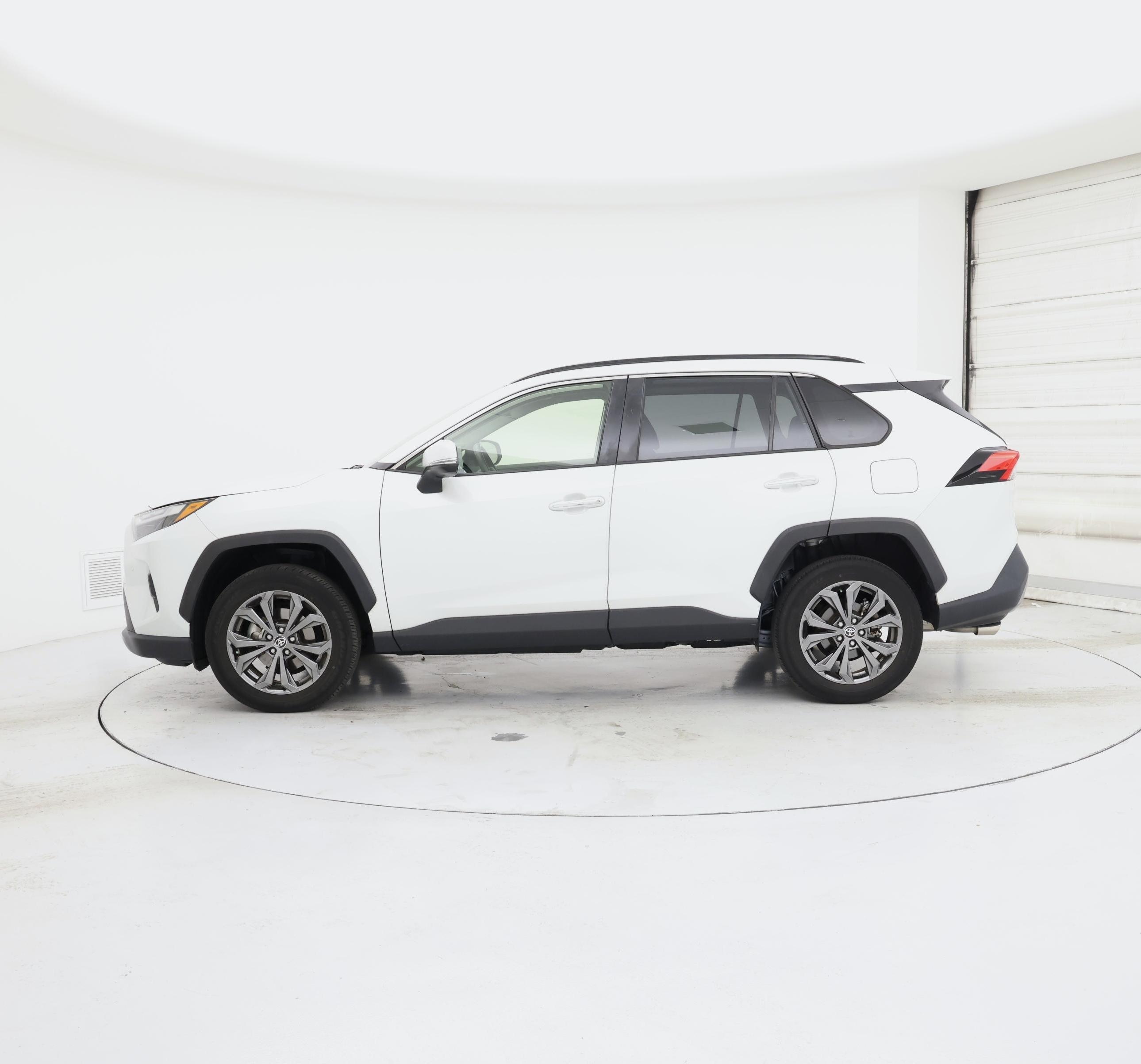 Thumbnail: 2023 Toyota RAV4 - 3
