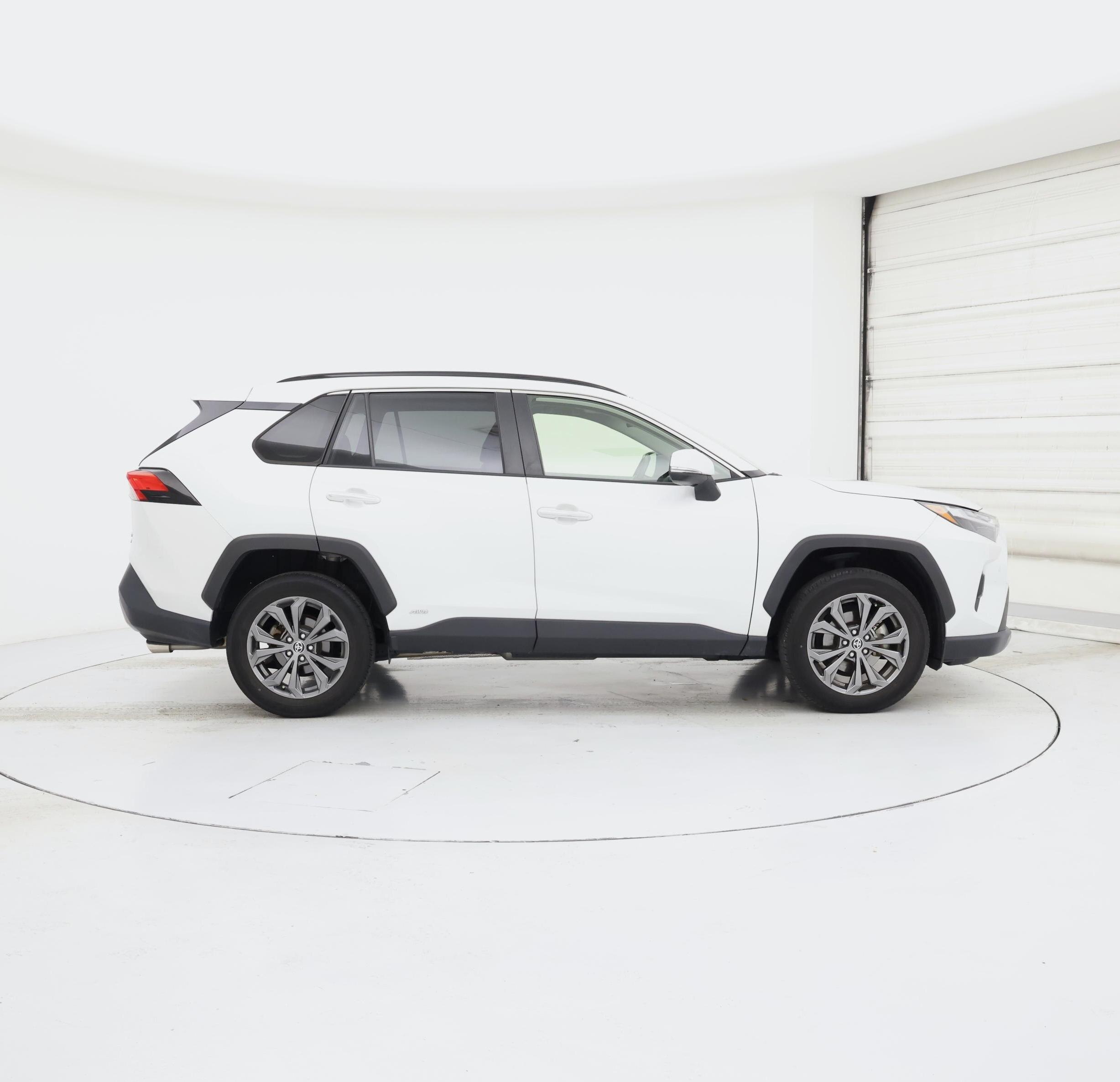 Thumbnail: 2023 Toyota RAV4 - 7
