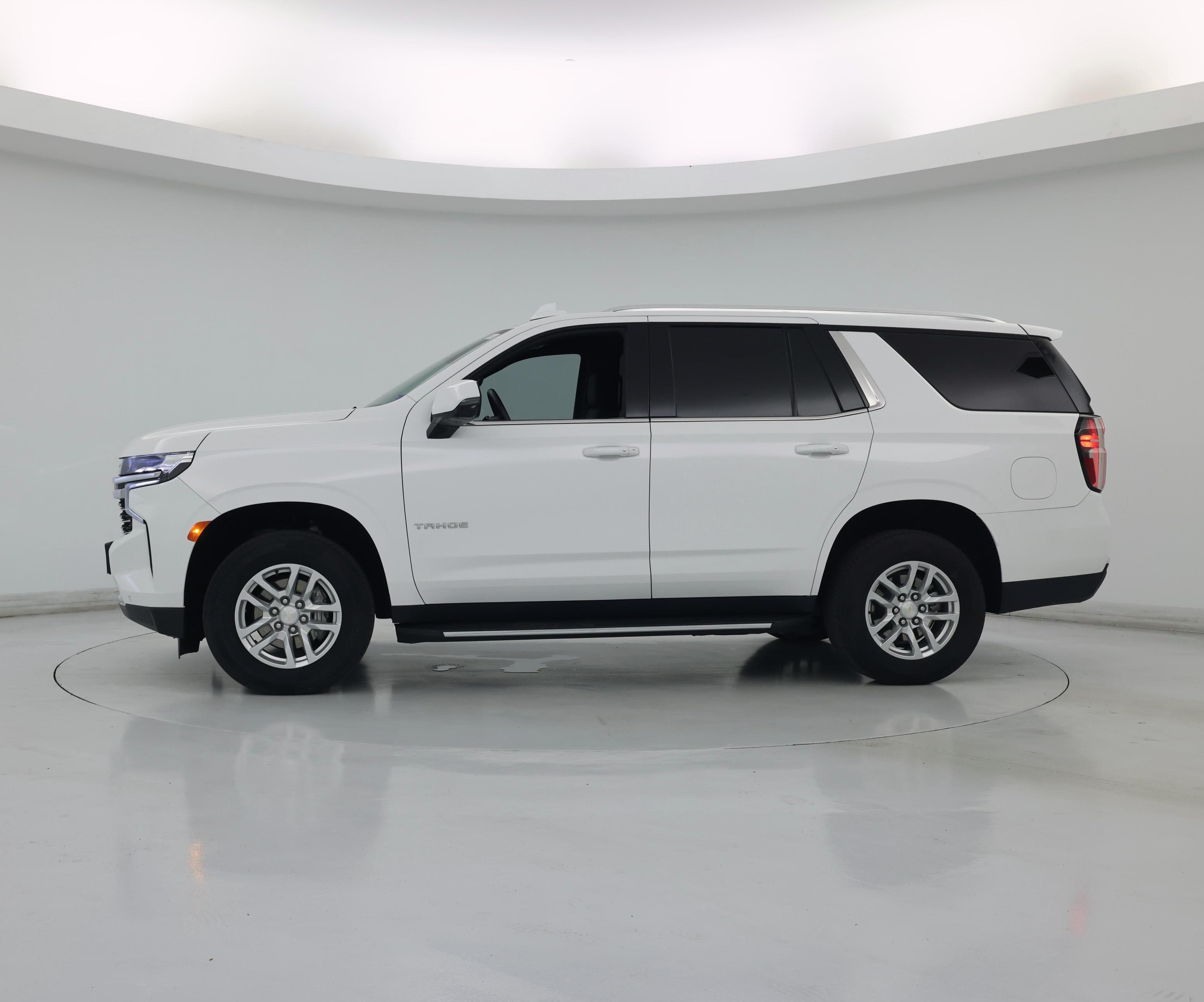 Thumbnail: 2024 Chevrolet Tahoe - 3