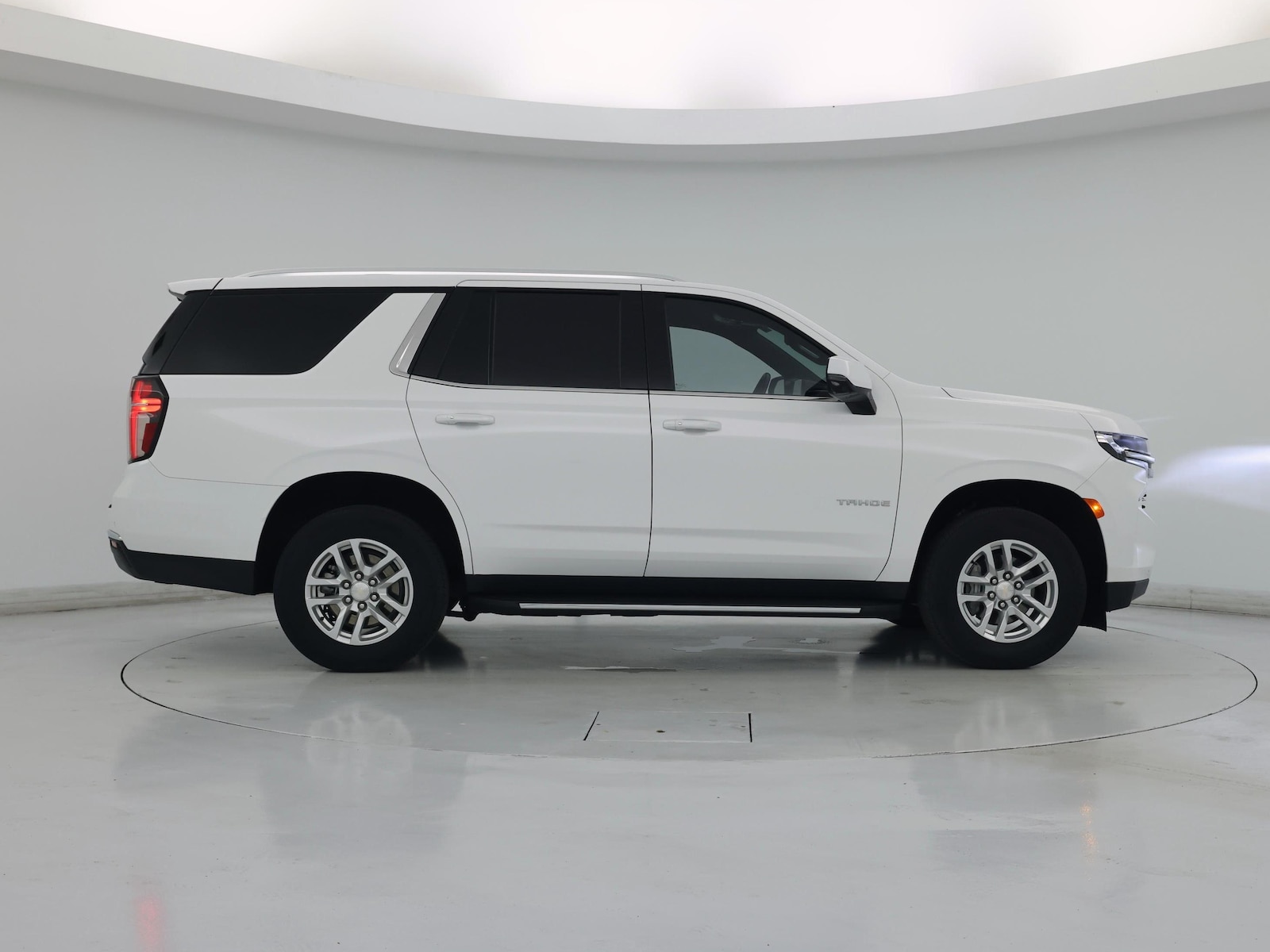2024 Chevrolet Tahoe LT - Photo 8