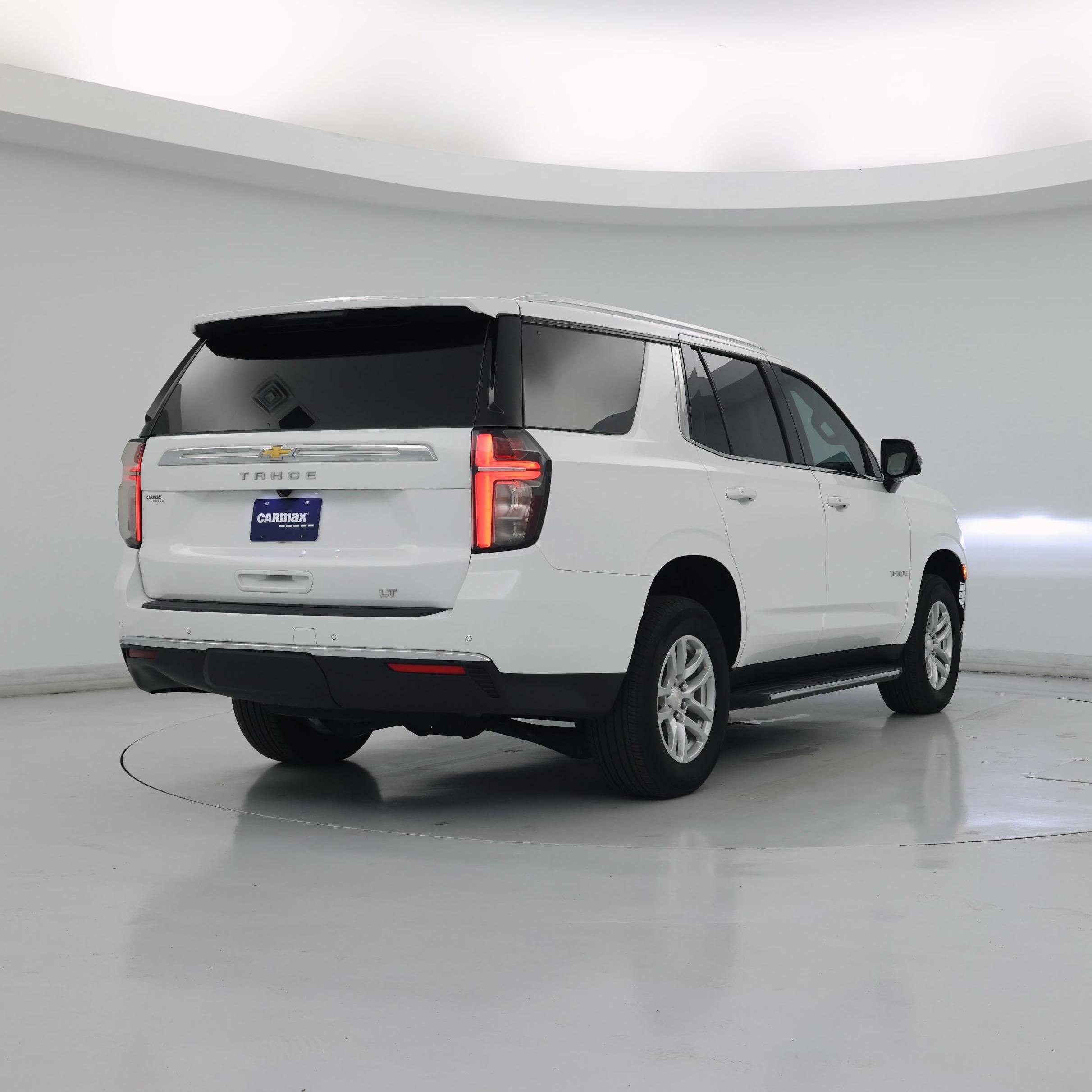 Thumbnail: 2024 Chevrolet Tahoe - 8