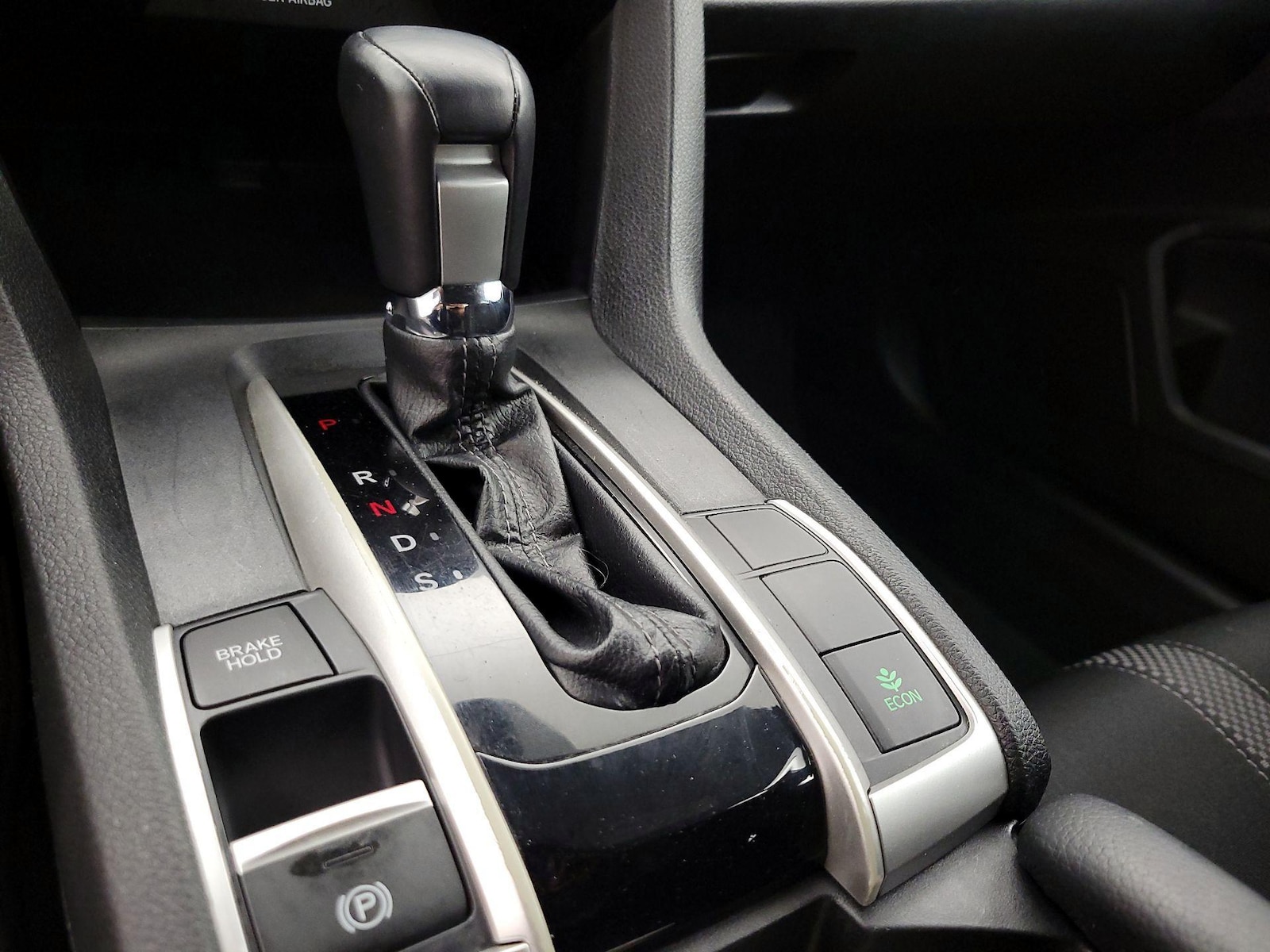 2019 Honda Civic Sport - Photo 18