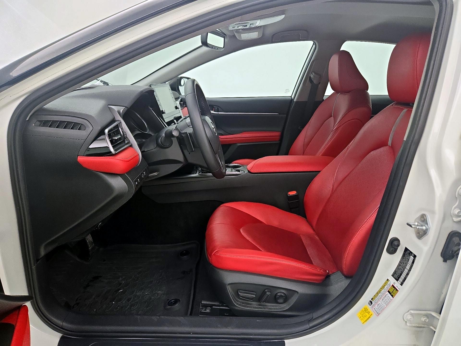 Thumbnail: 2021 Toyota Camry - 11