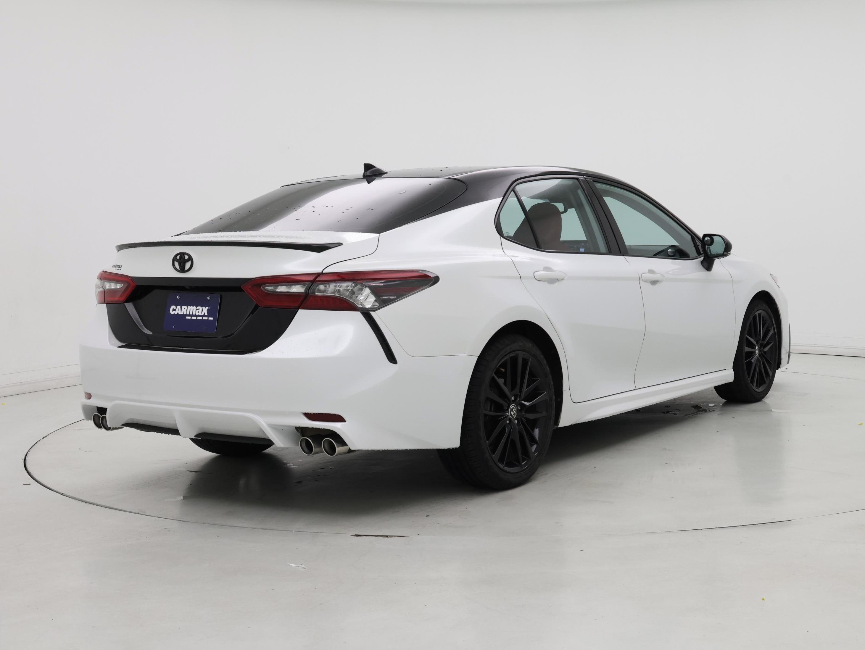 Thumbnail: 2021 Toyota Camry - 8