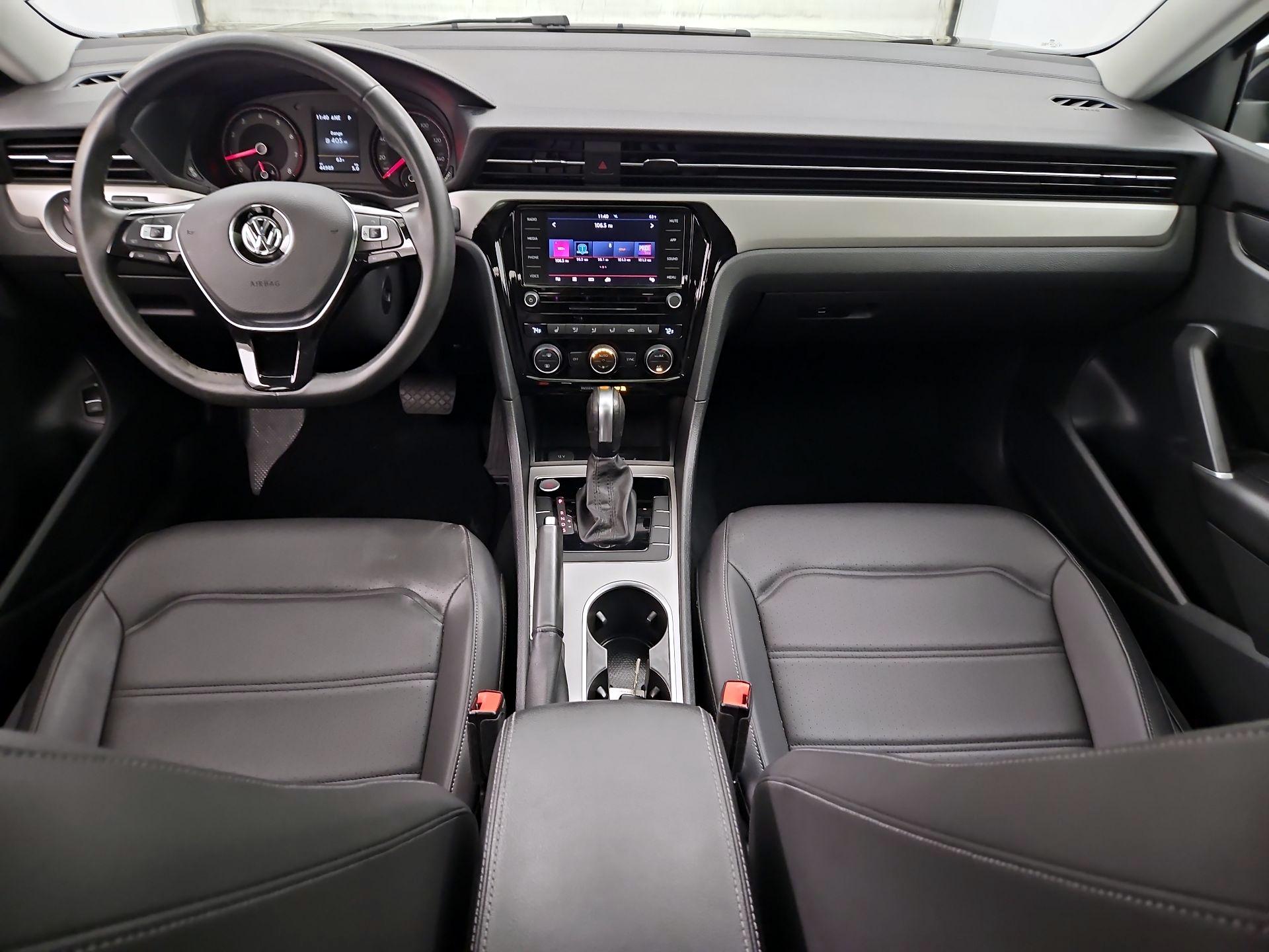 Thumbnail: 2022 Volkswagen Passat - 9