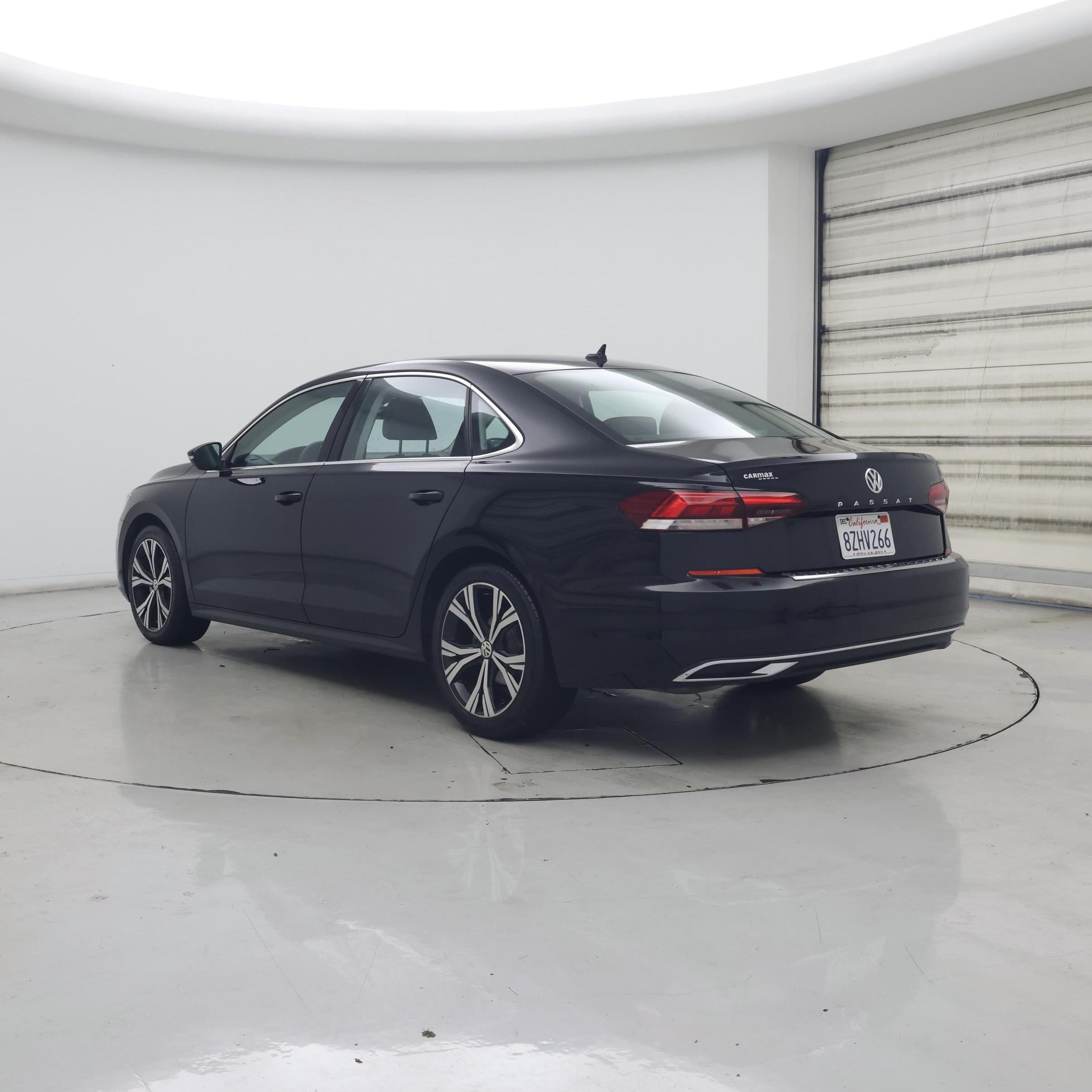 Thumbnail: 2022 Volkswagen Passat - 2