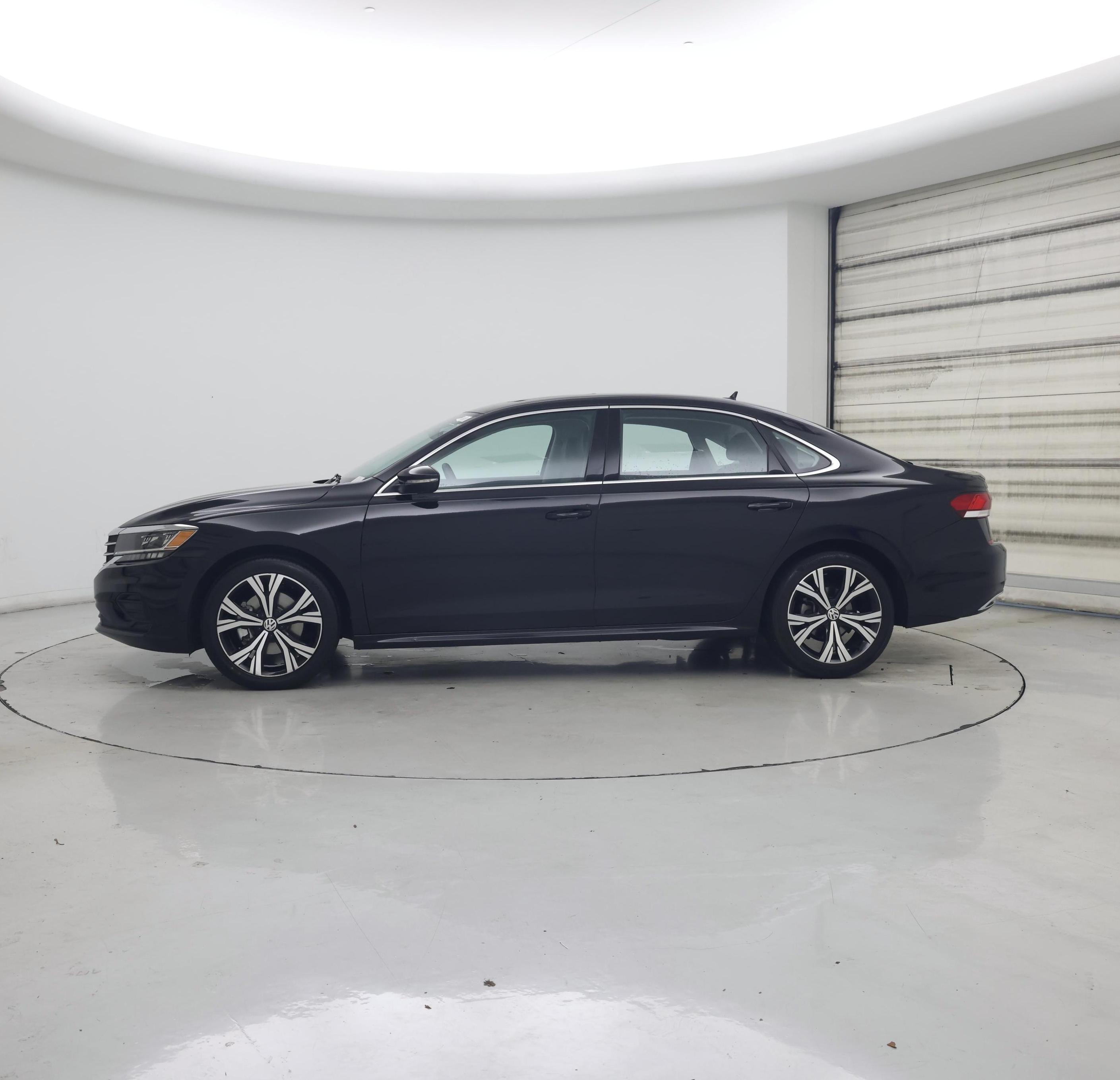 Thumbnail: 2022 Volkswagen Passat - 3