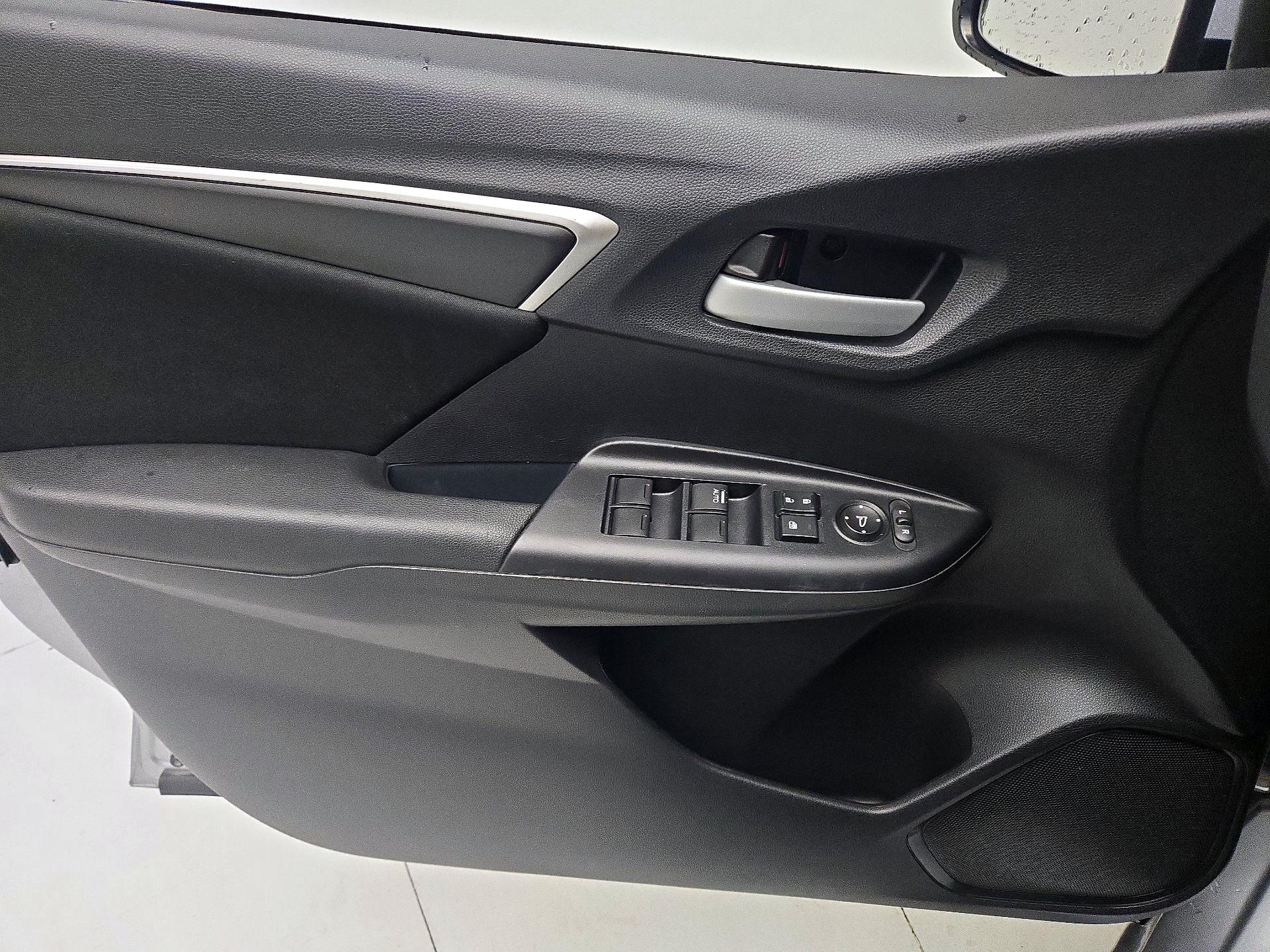 Thumbnail: 2020 Honda Fit - 12