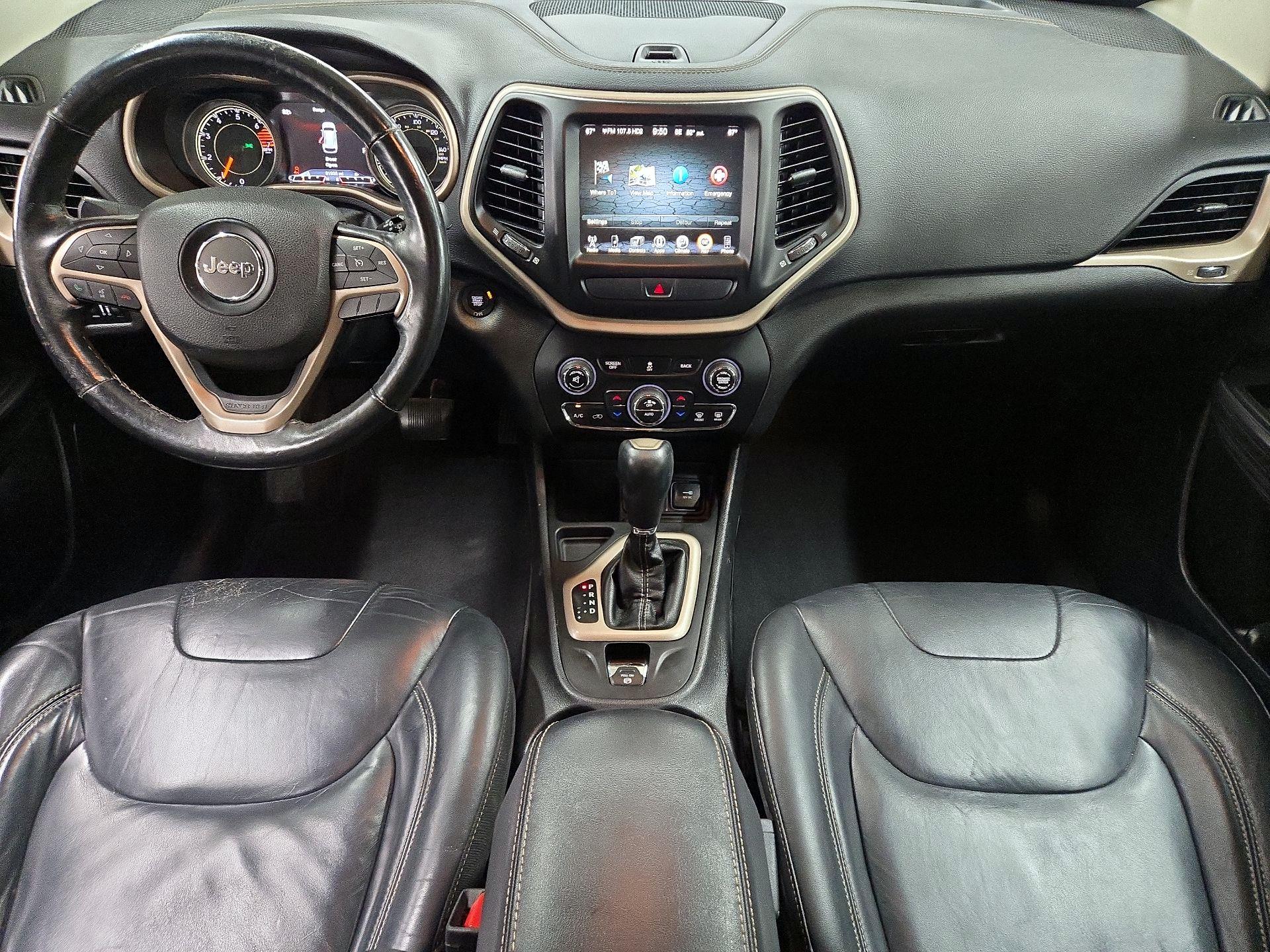 Thumbnail: 2017 Jeep Cherokee - 9