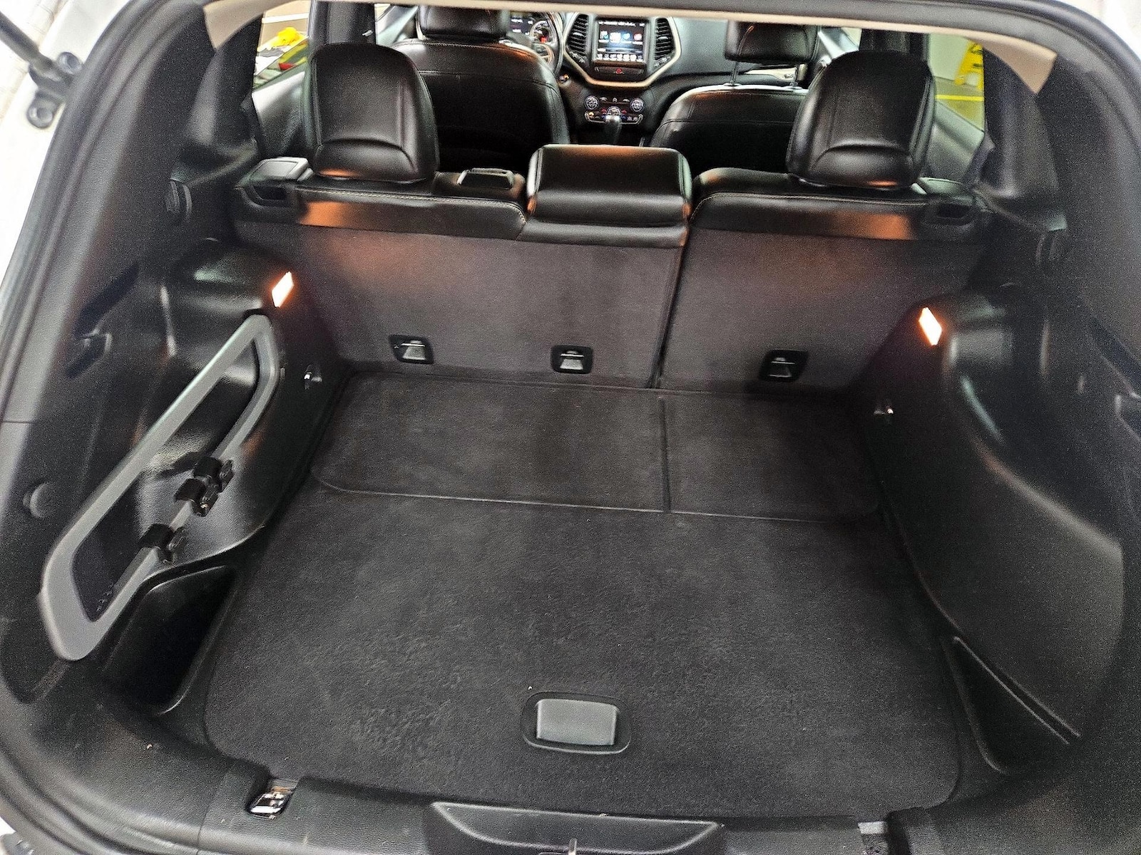 2017 Jeep Cherokee High Altitude - Photo 22