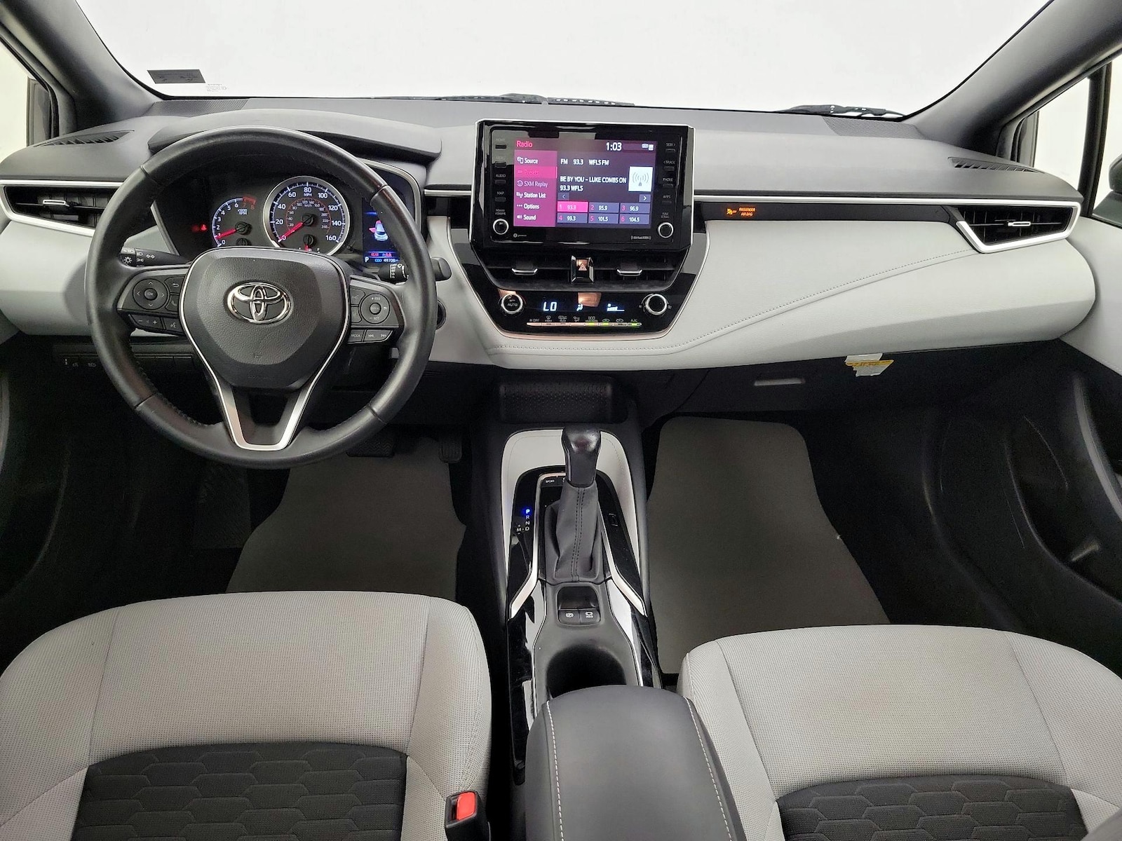 2022 Toyota Corolla Hatchback SE - Photo 10