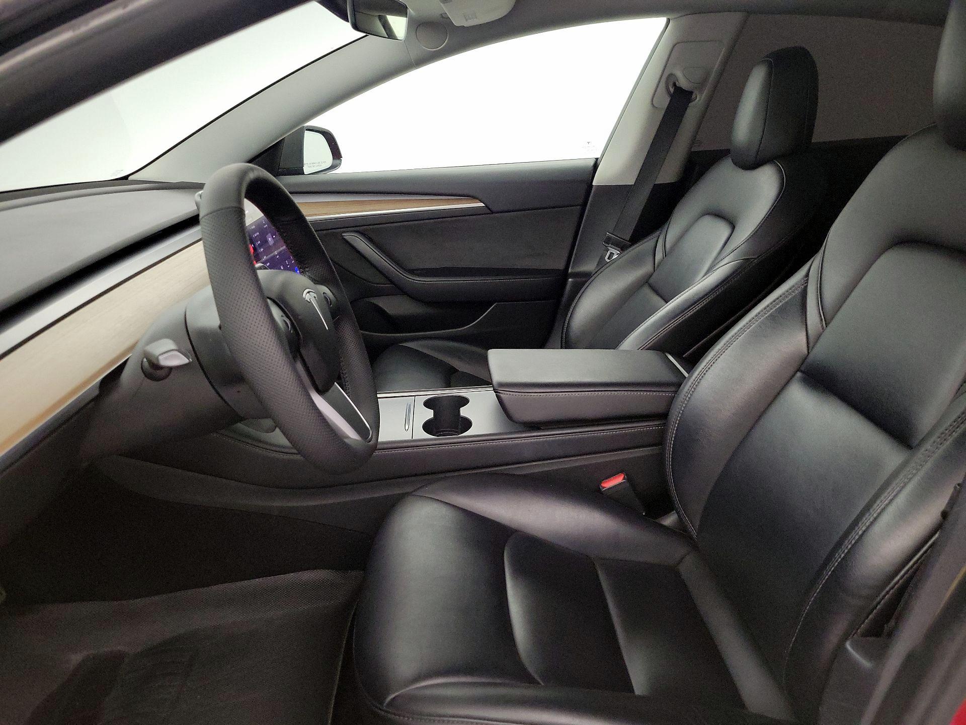 Thumbnail: 2022 Tesla Model 3 - 11