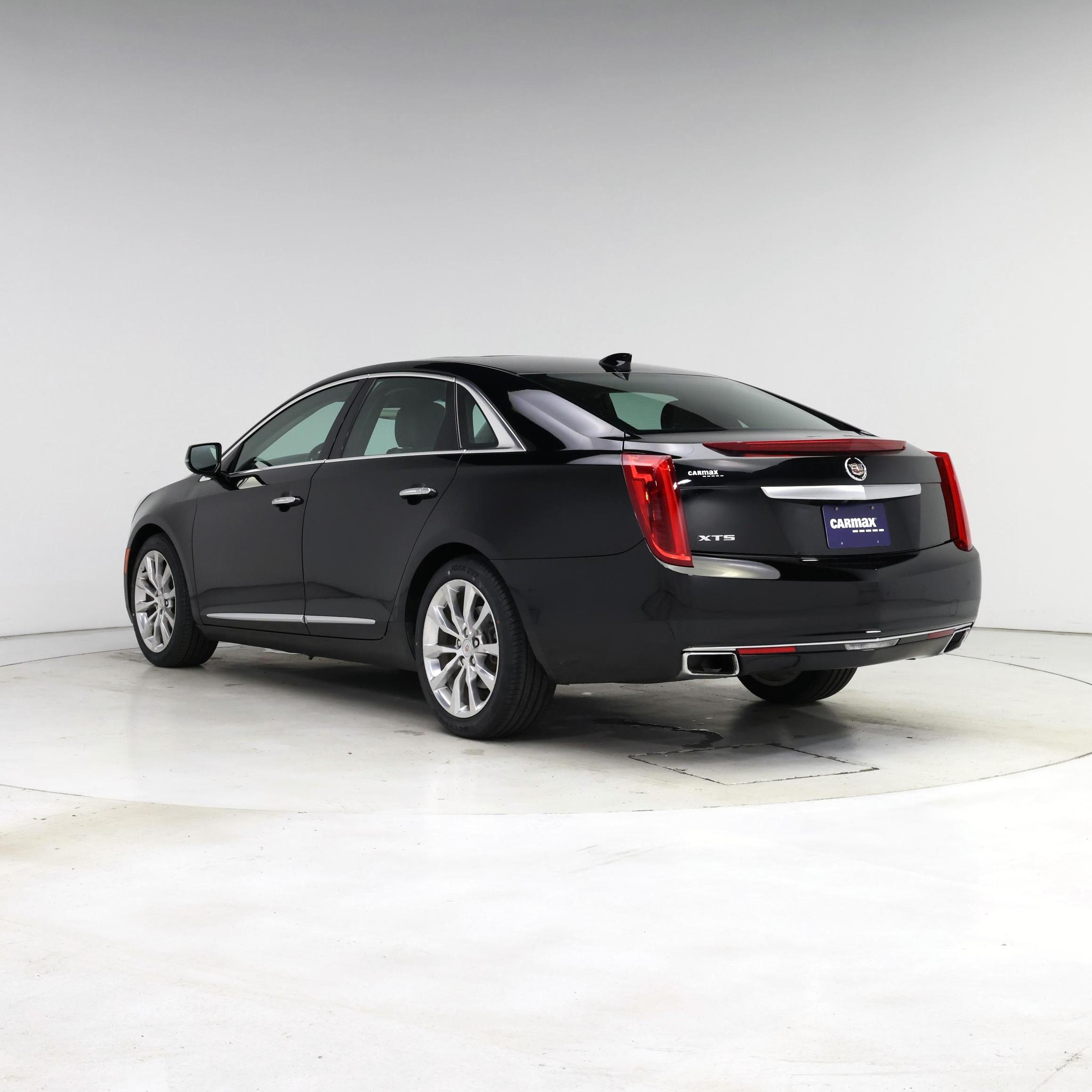 Thumbnail: 2015 Cadillac XTS - 2