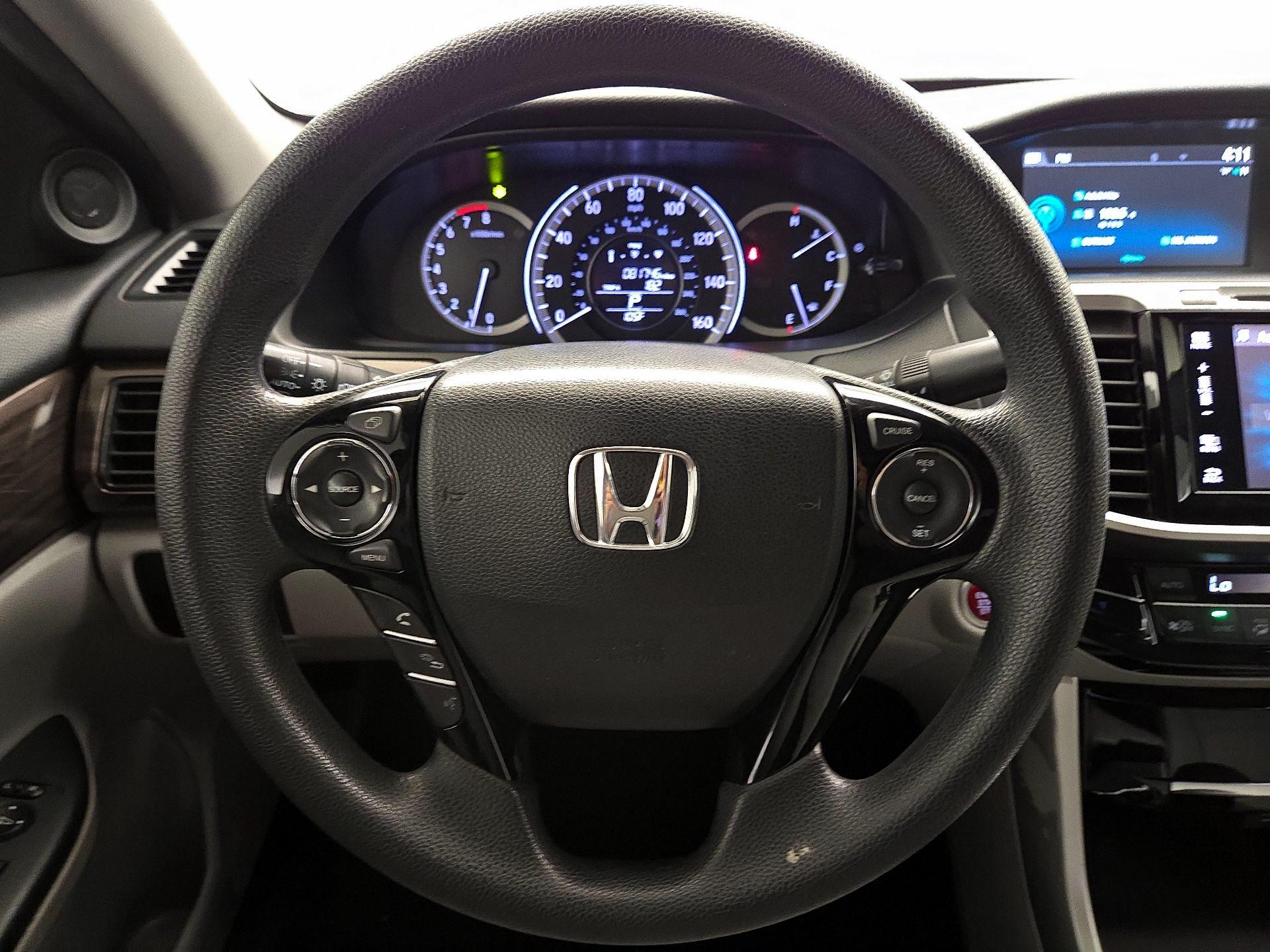 Thumbnail: 2016 Honda Accord - 10