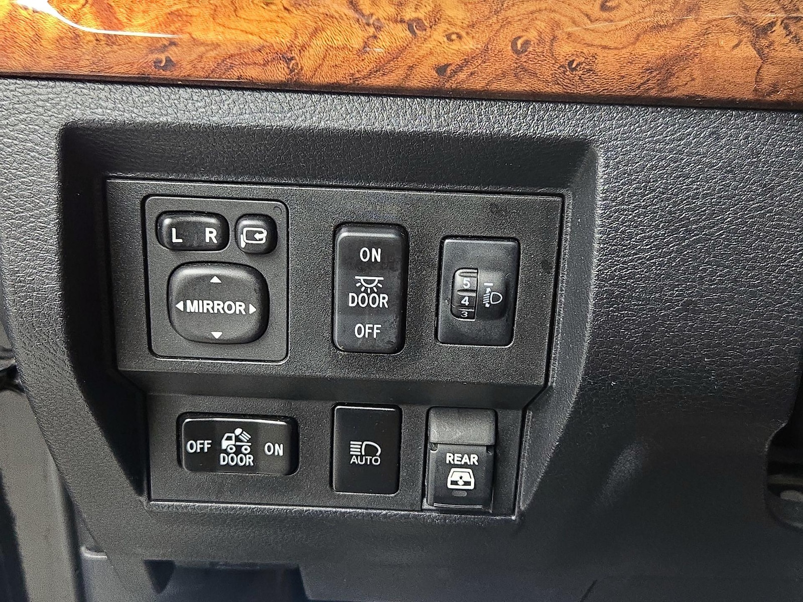 2020 Toyota Tundra 1794 Edition - Photo 14