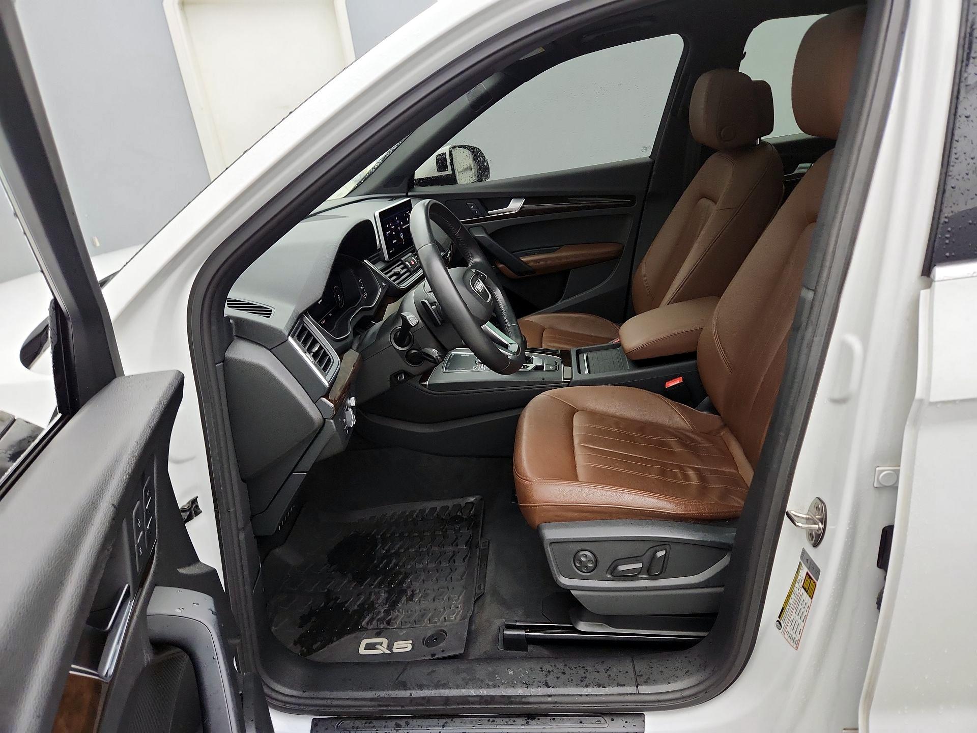 Thumbnail: 2019 Audi Q5 - 11