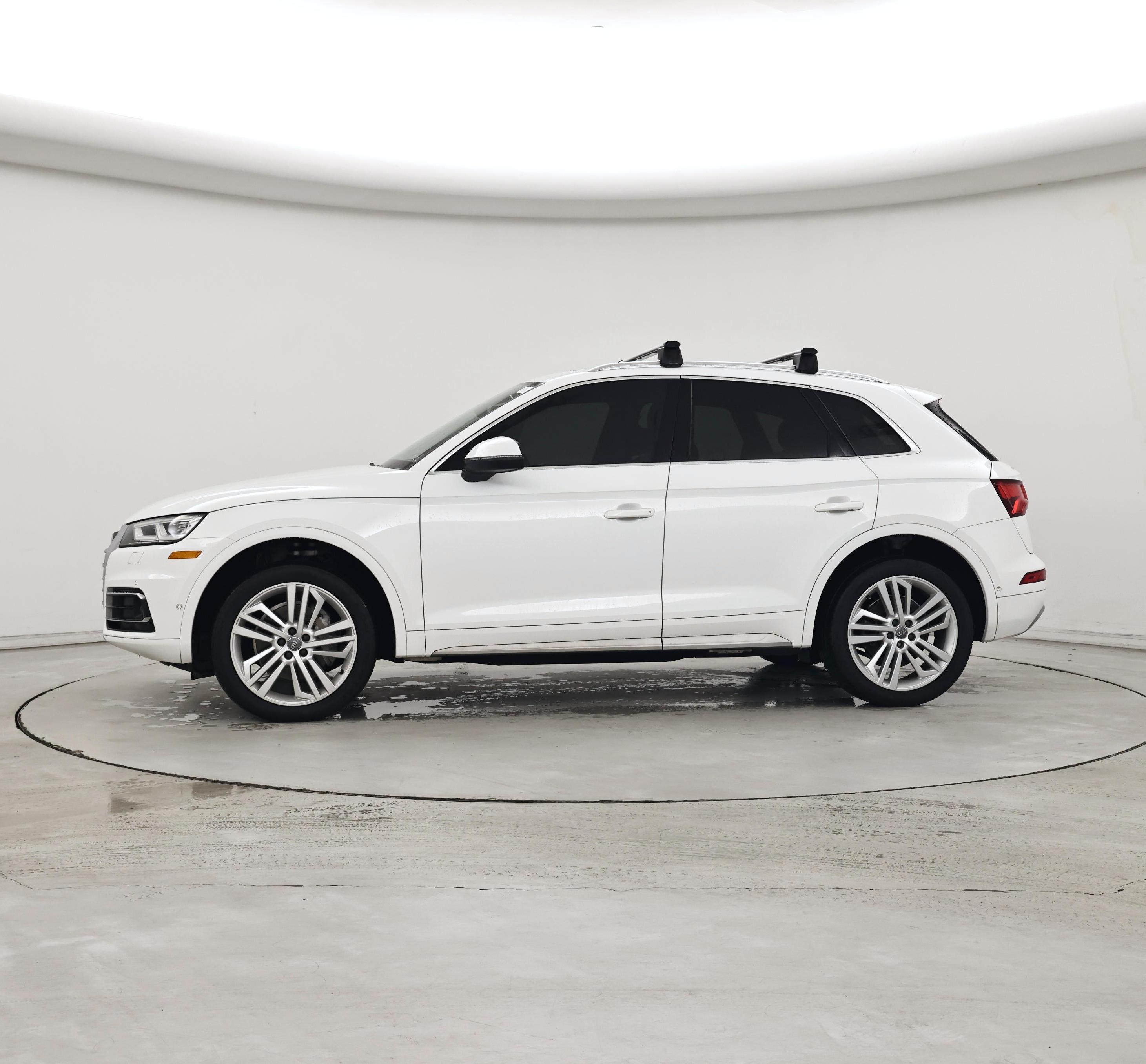 Thumbnail: 2019 Audi Q5 - 3