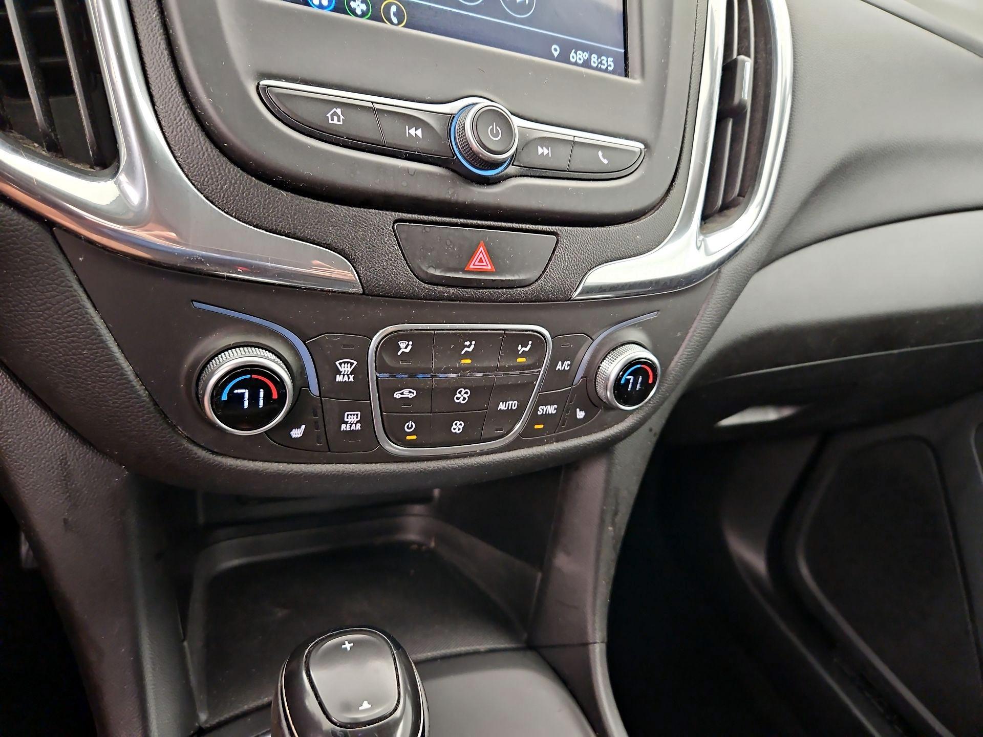 Thumbnail: 2019 Chevrolet Equinox - 16