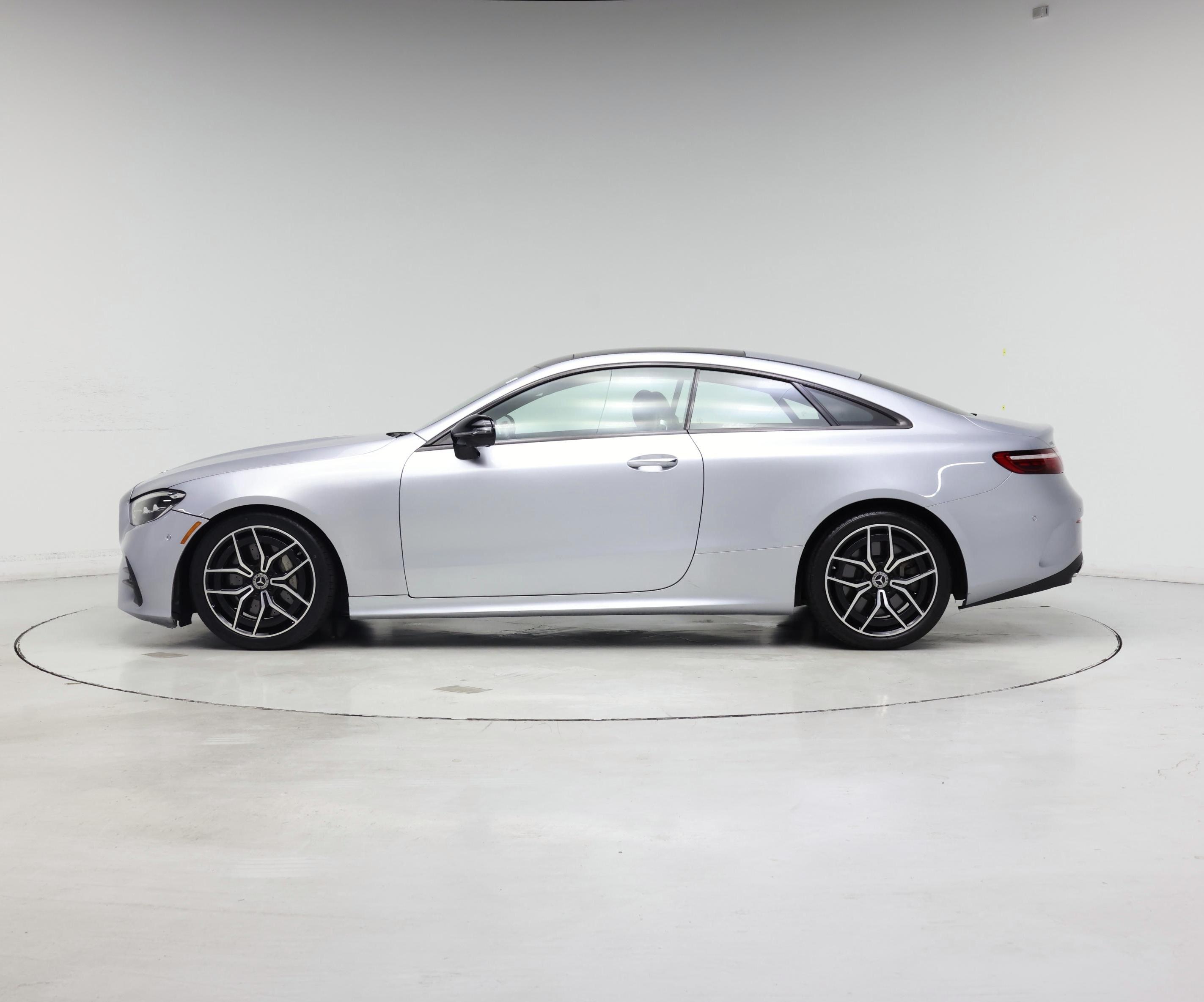 Thumbnail: 2021 Mercedes-Benz E-Class - 3