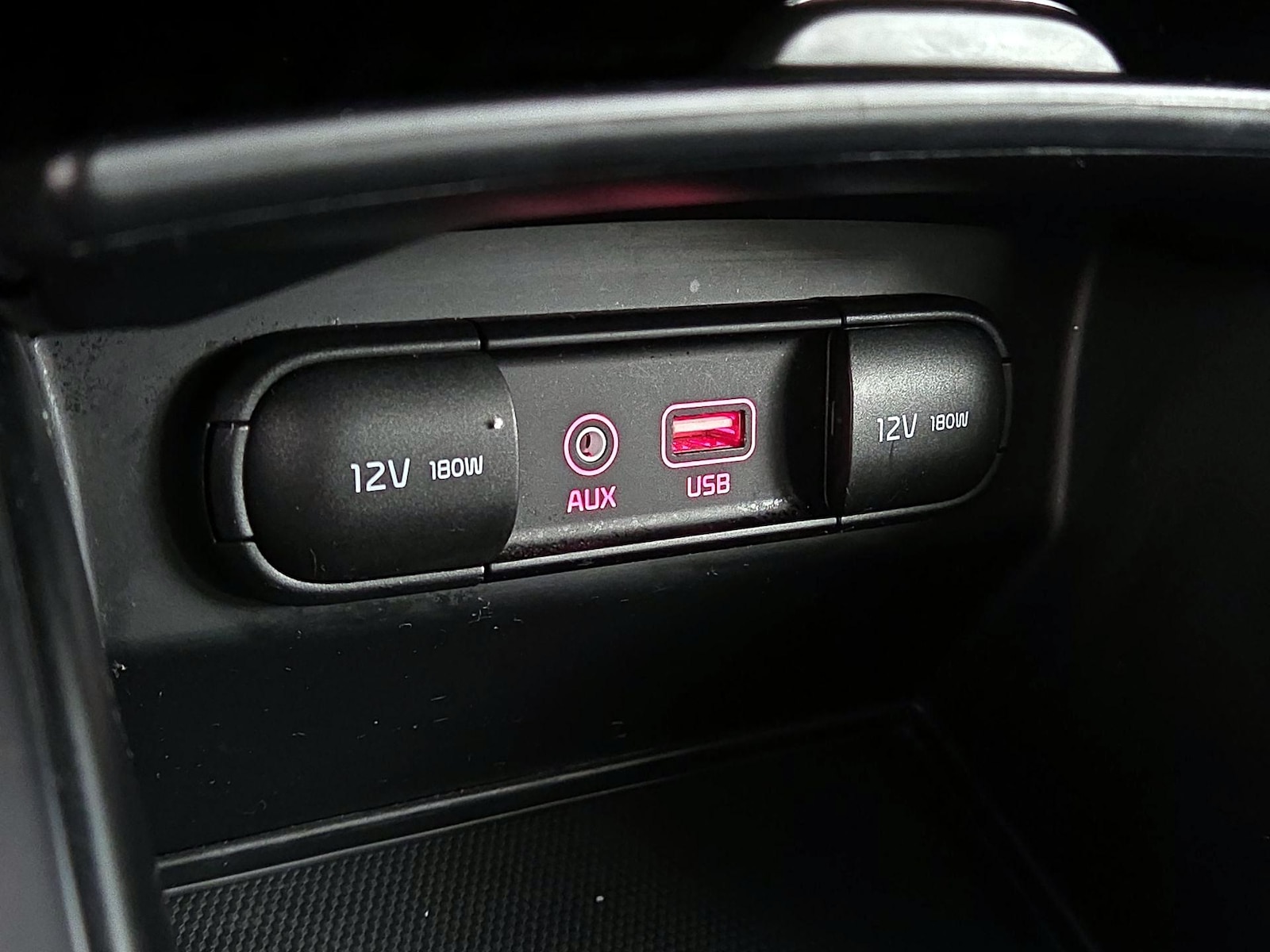 2019 Kia Sorento LX - Photo 19