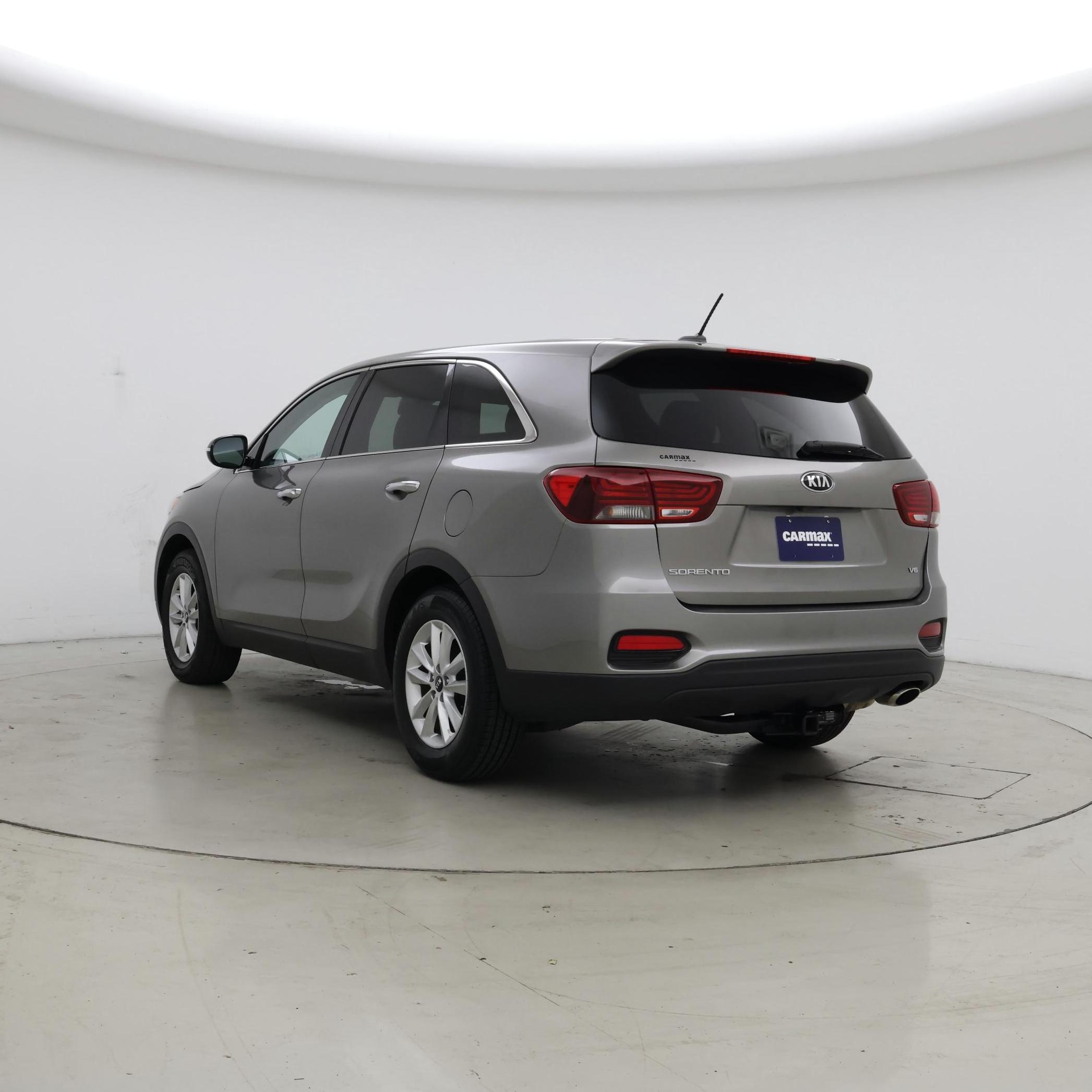 Thumbnail: 2019 Kia Sorento - 2