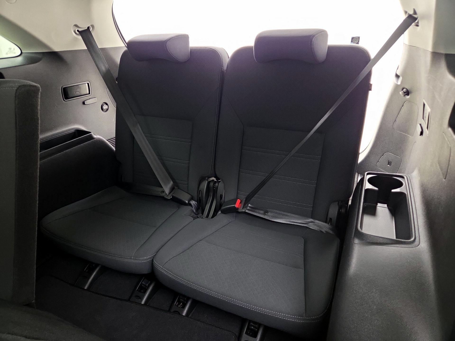 Thumbnail: 2019 Kia Sorento - 20