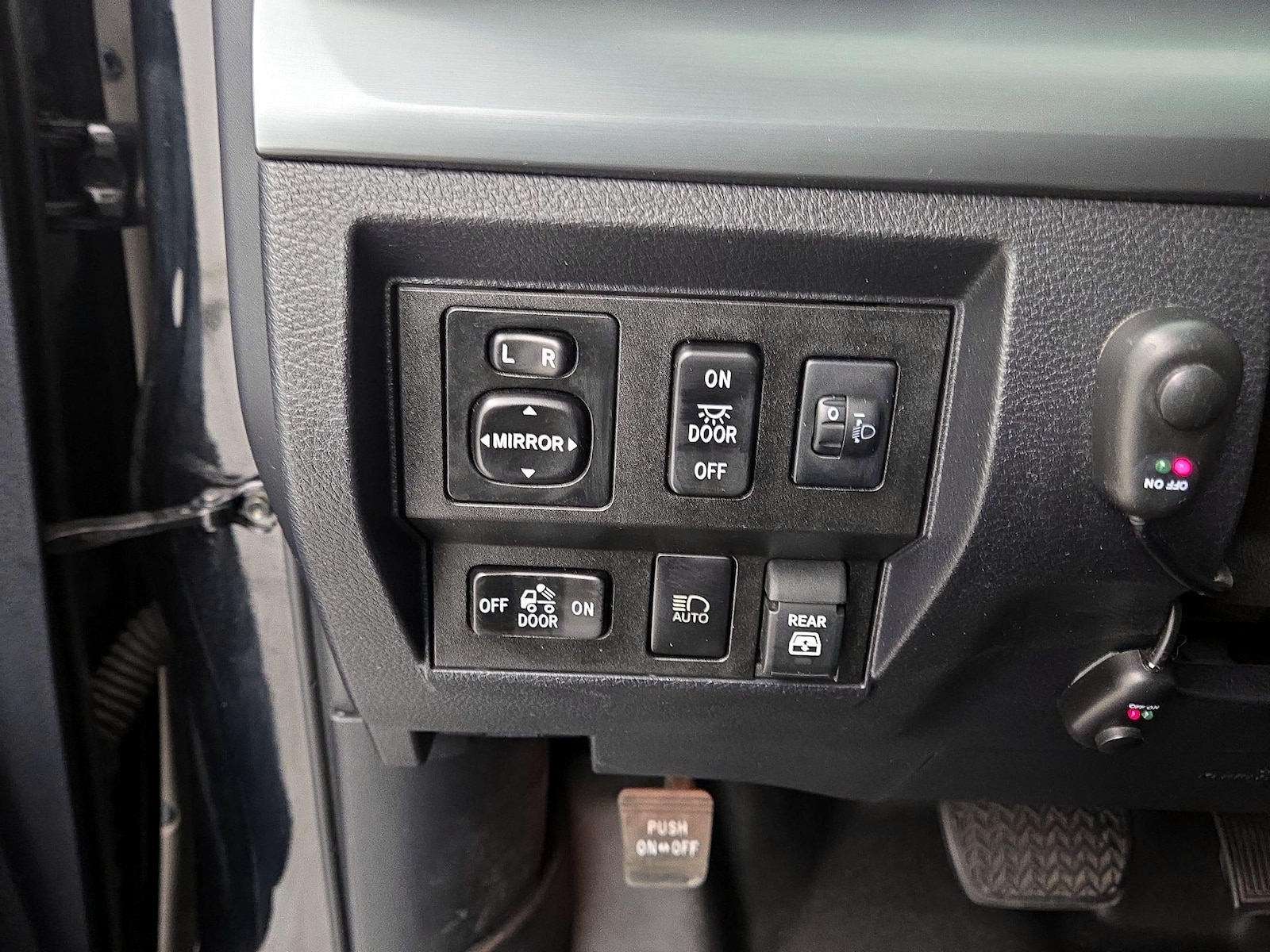 2019 Toyota Tundra TRD Pro - Photo 14