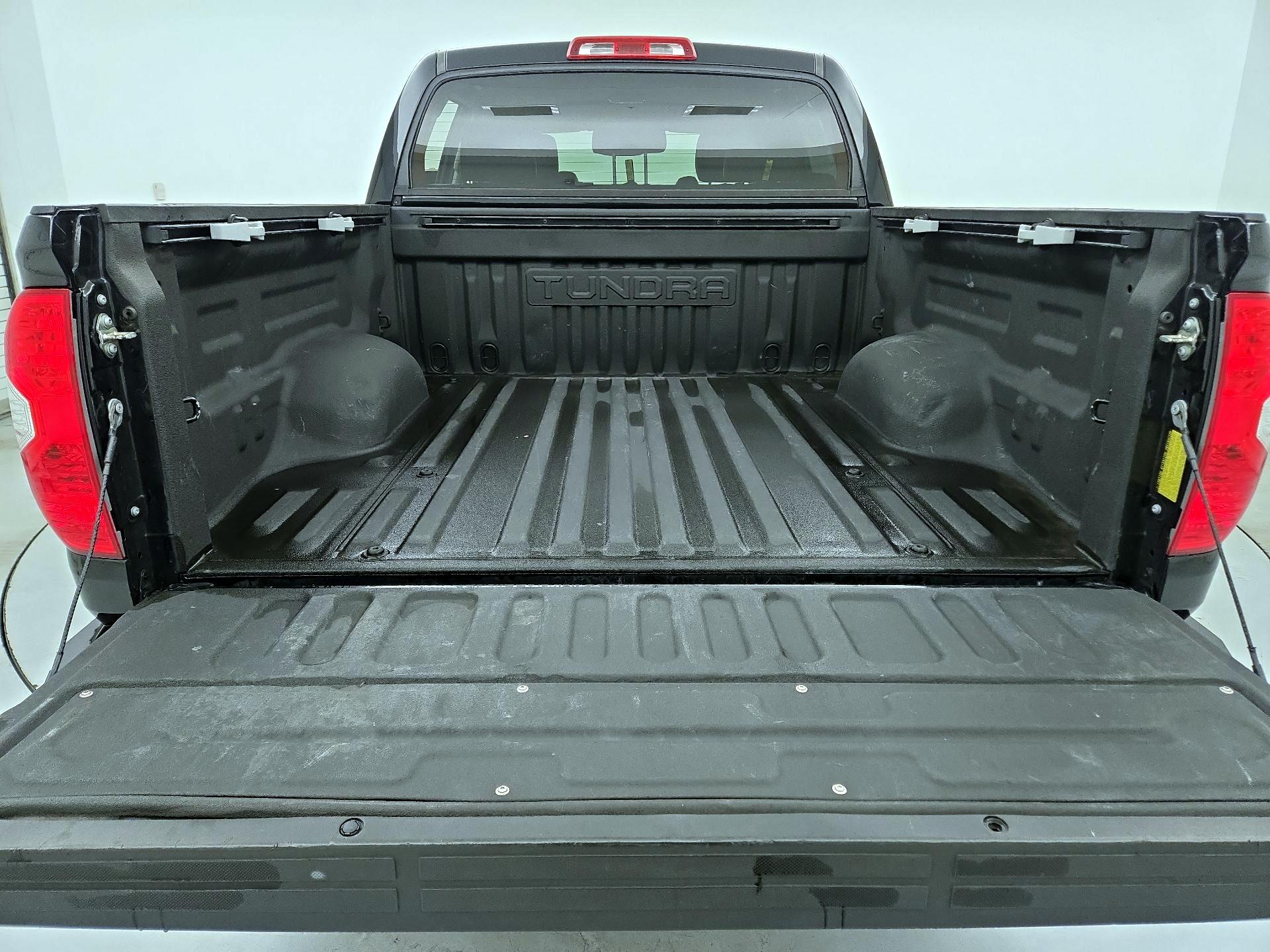 Thumbnail: 2019 Toyota Tundra - 20