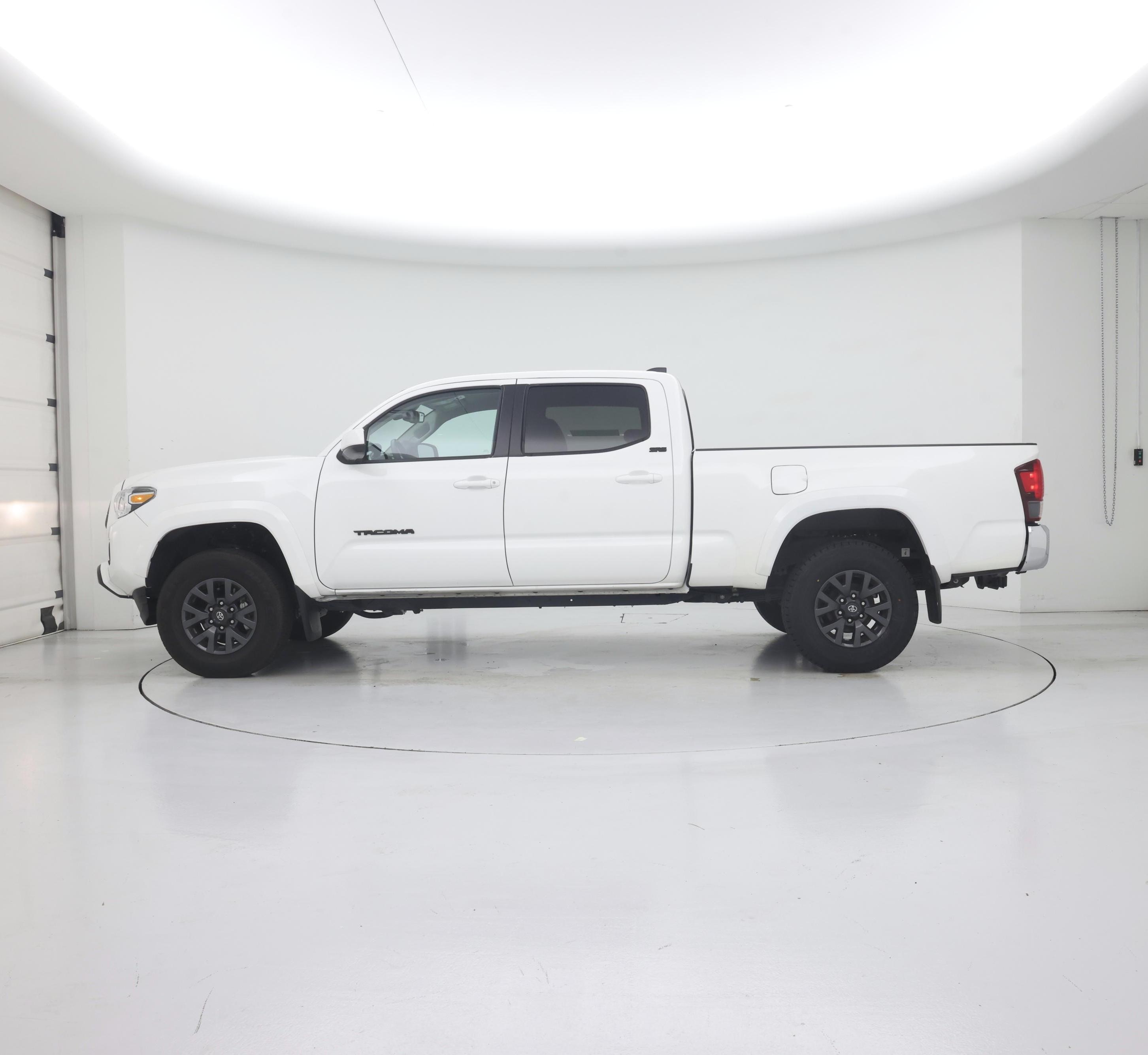 Thumbnail: 2023 Toyota Tacoma - 3