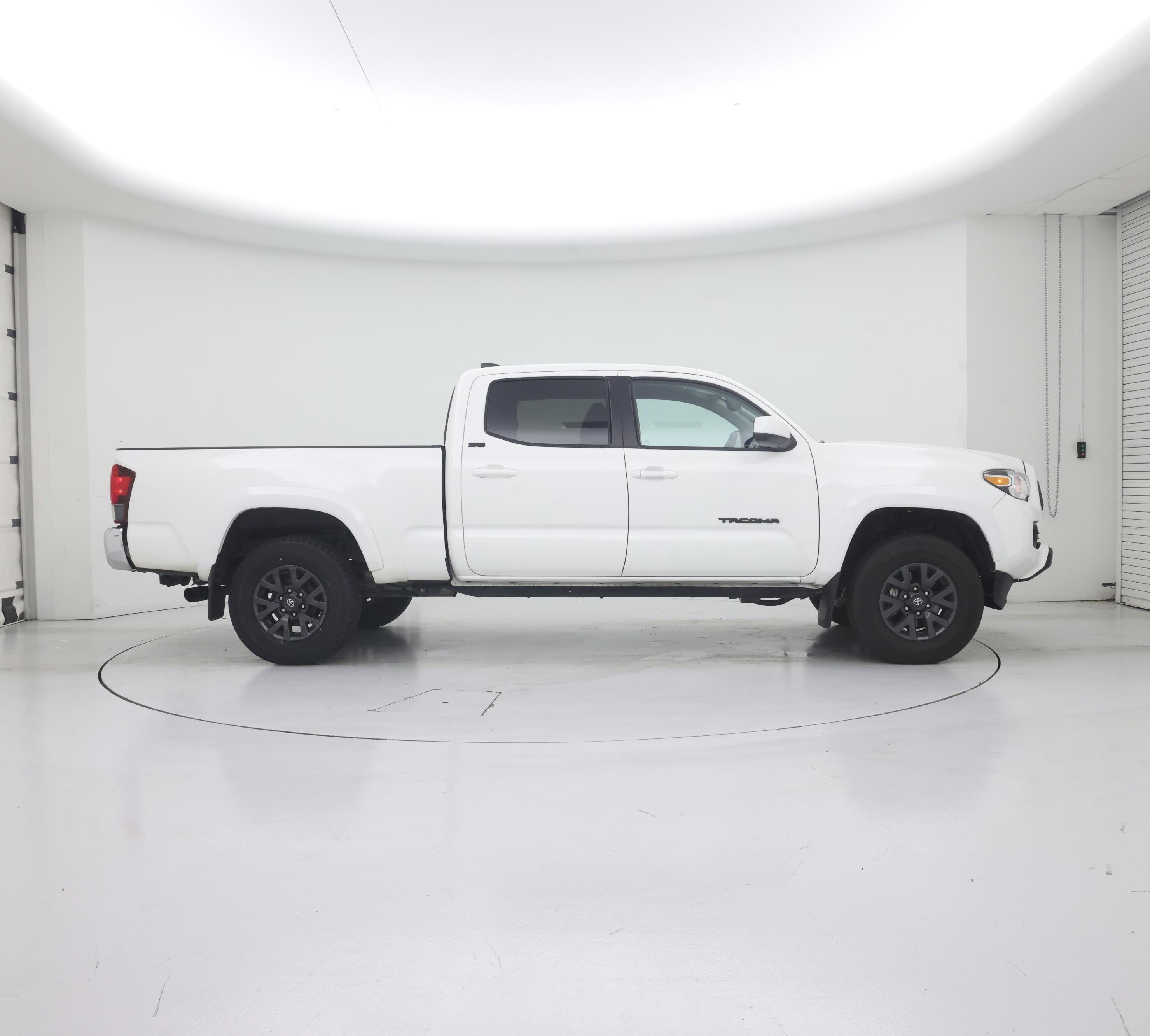 Thumbnail: 2023 Toyota Tacoma - 7