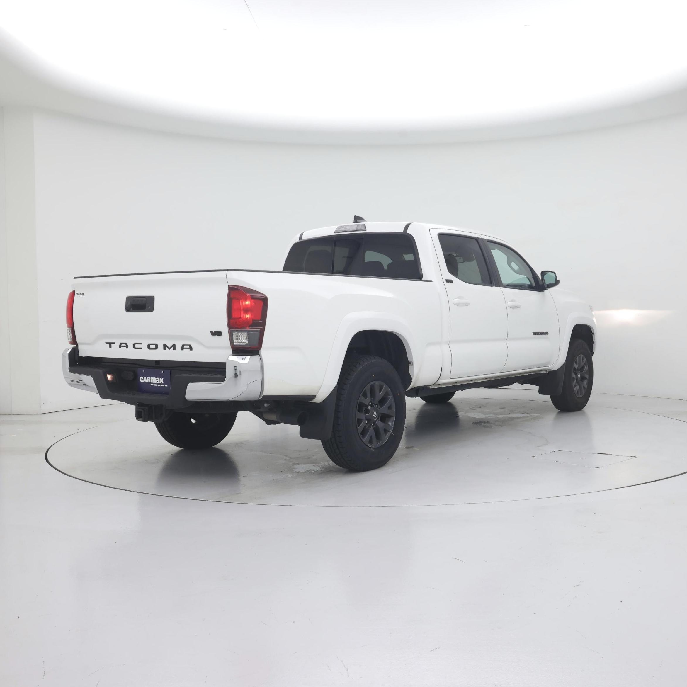 Thumbnail: 2023 Toyota Tacoma - 8